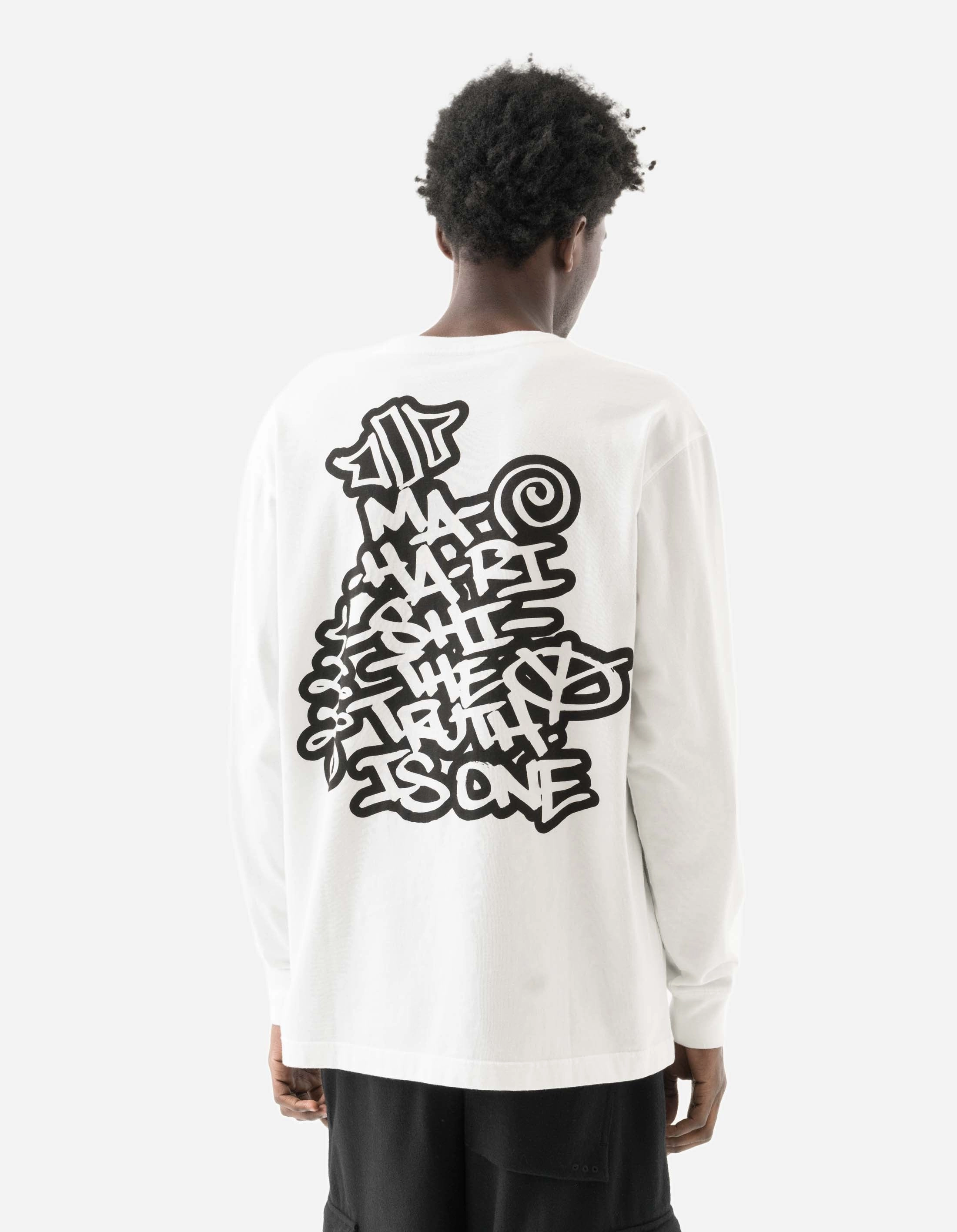OversizedSilhouette 2202 Swirling Snowflake L/S T-Shirt White