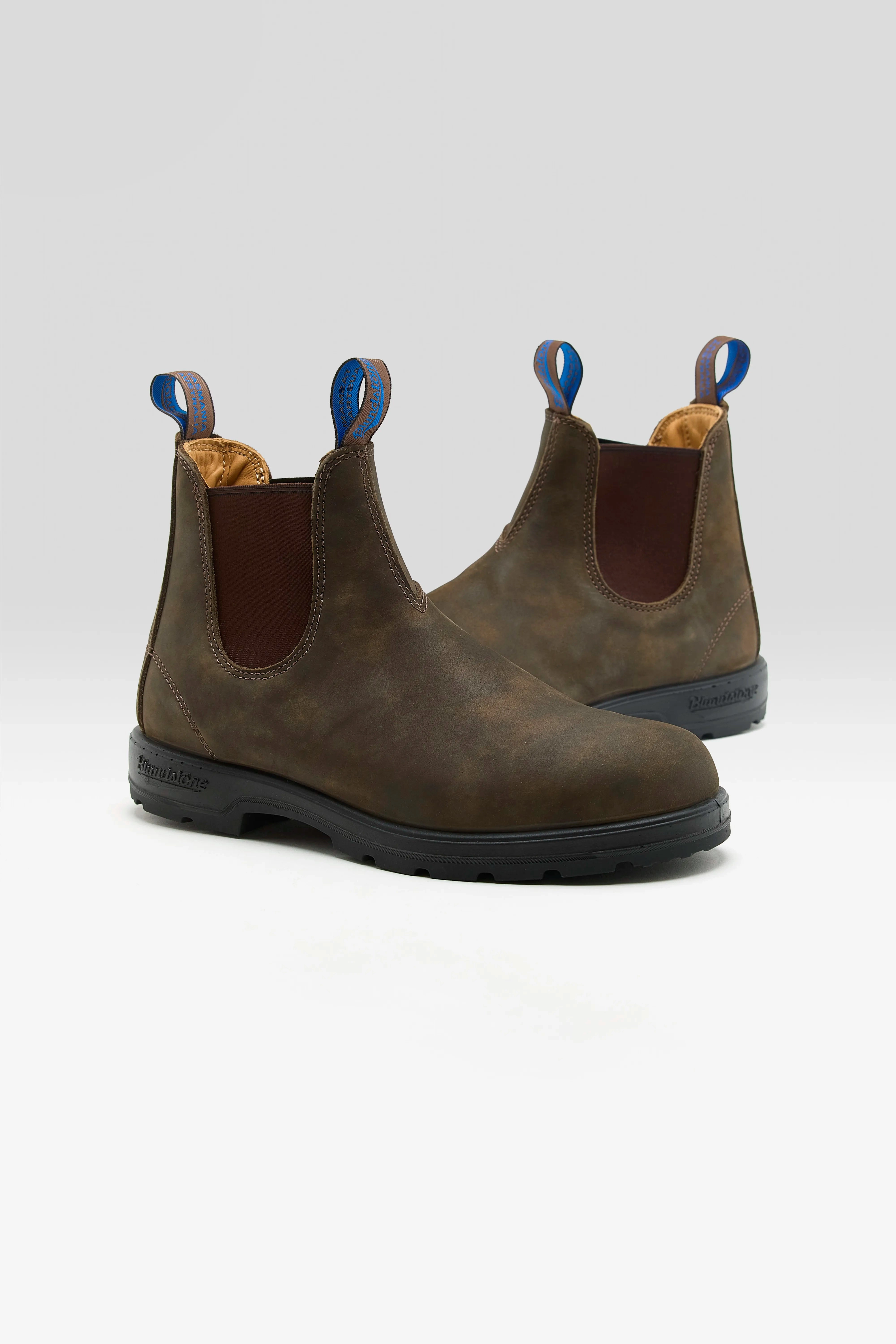 584 Thermal Chelsea Boots for Women  (252 / W / BROWN) Durable Material Climate Friendly