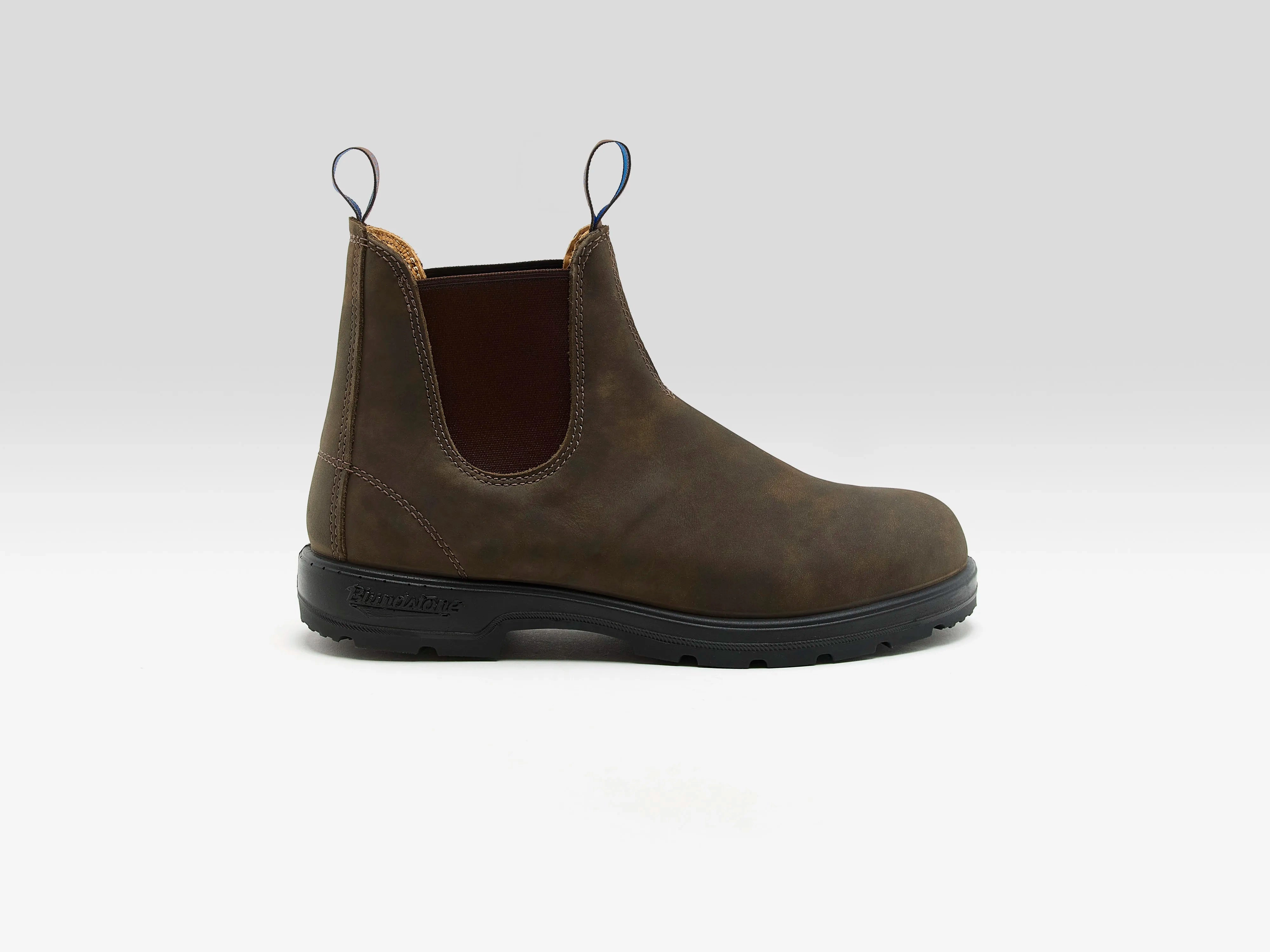 584 Thermal Chelsea Boots for Women  (252 / W / BROWN) Metallic Accent