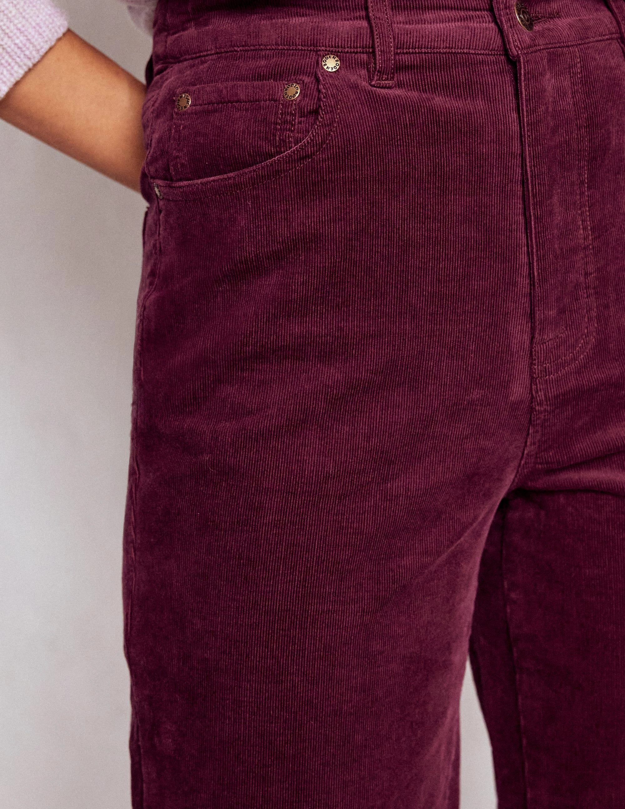5-Pocket Cord Column Jeans-Burgundy Comfy Movement