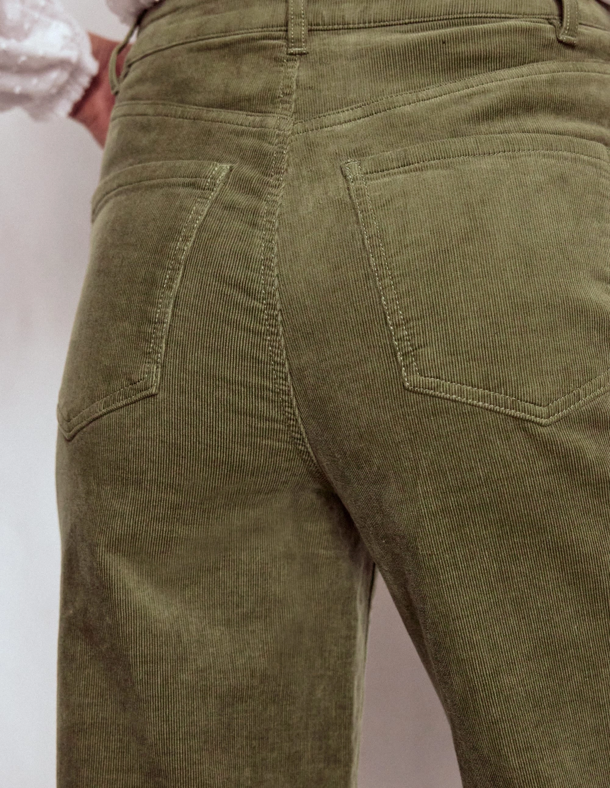 Bold Design Core Utility 5-Pocket Cord Column Jeans-Green