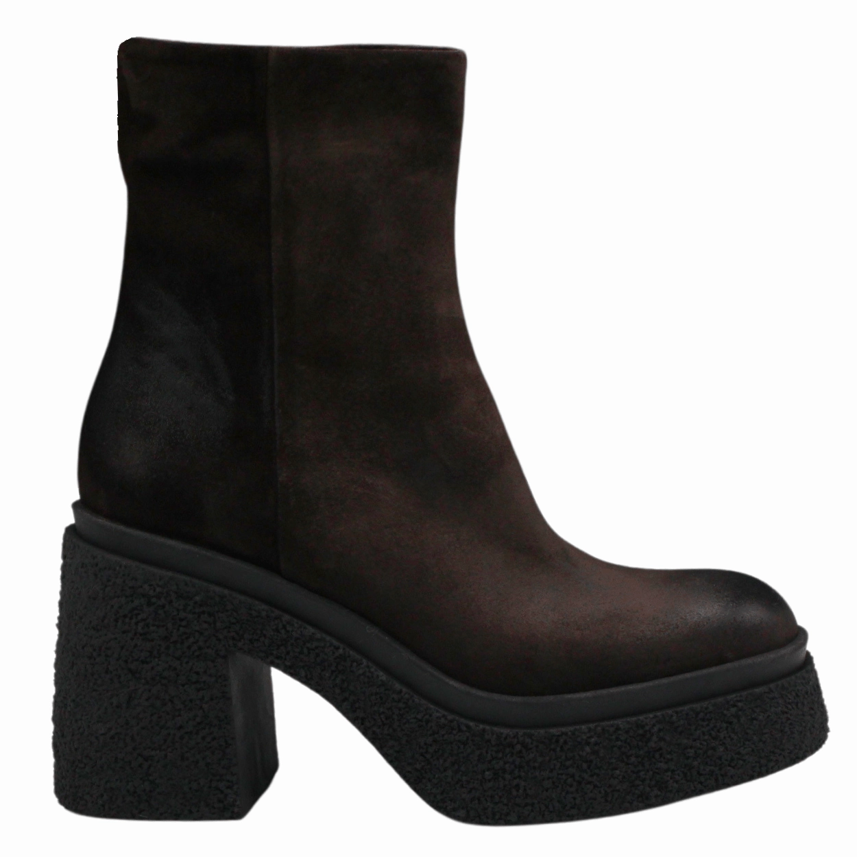 8952 Suede Bootie Protective Finish Weekend Wanderer Durable Shell Work Commute