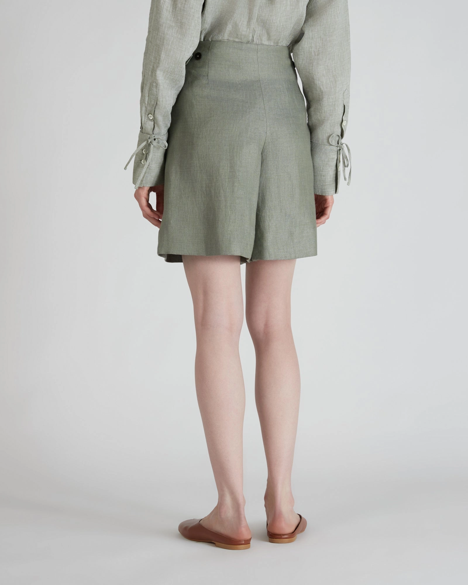 Smart Comfort Bermuda shorts in linen