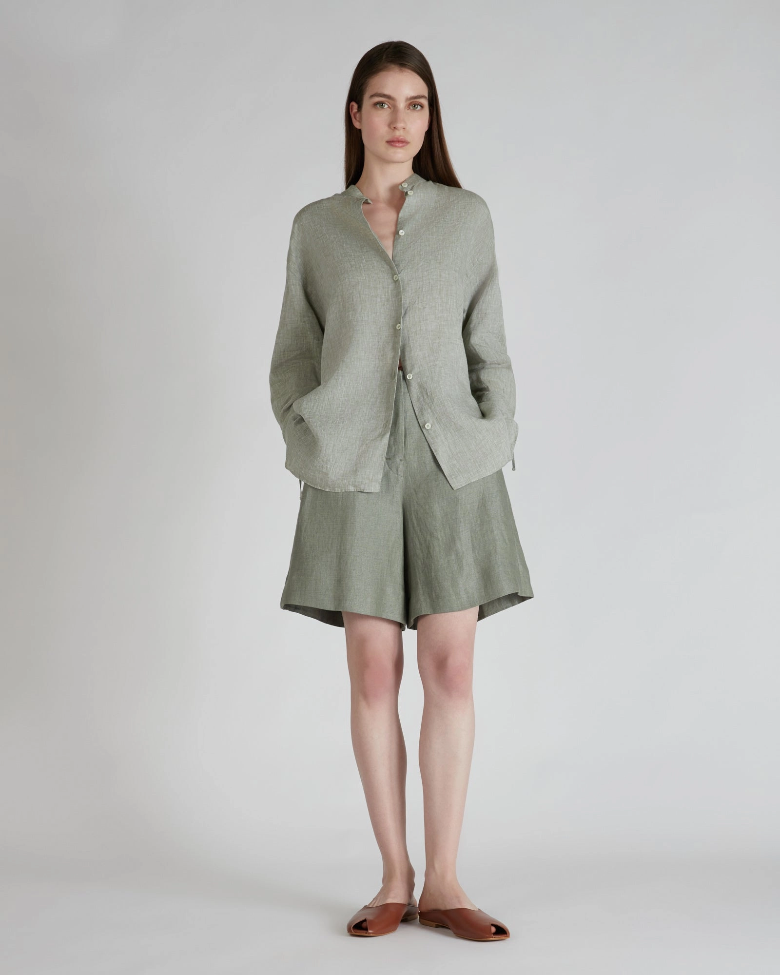 Bermuda shorts in linen Stain Repellent Coating Neutral Look