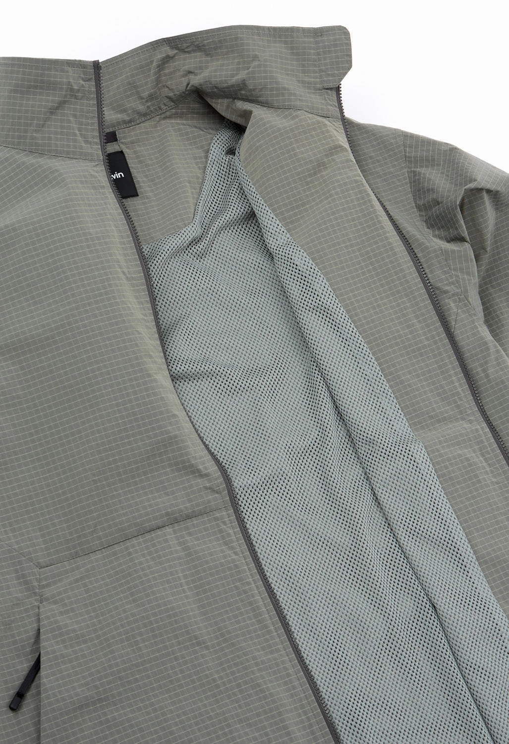 ReflectiveTrimDetails Monochrome Look Goldwin Dope Dyed Rip-stop Wind Jacket - Moon Mist