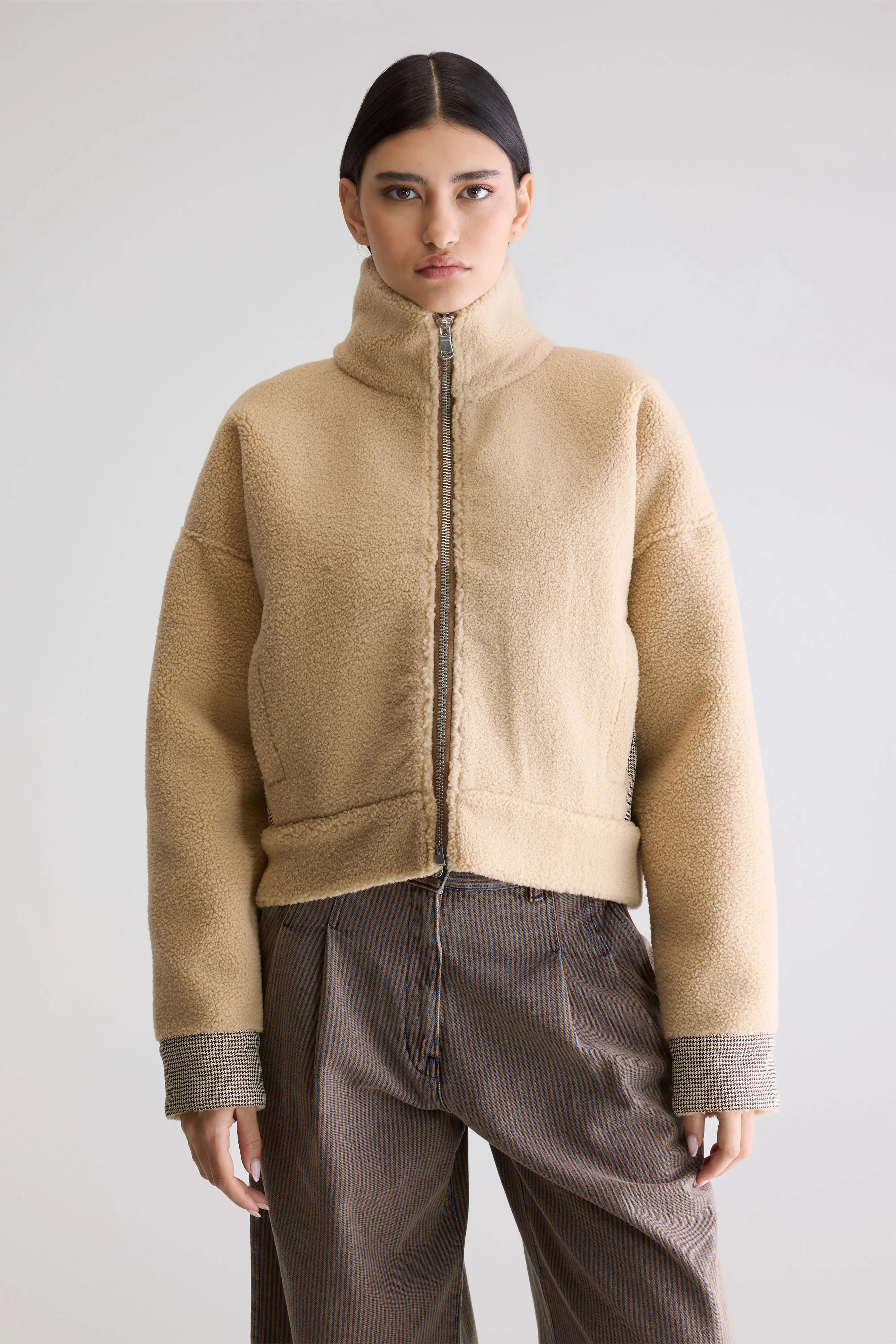 Glove Compatible Cuffs Low Profile Logoing Alesha Teddy Jacket (252 / W / MACADAMIA)