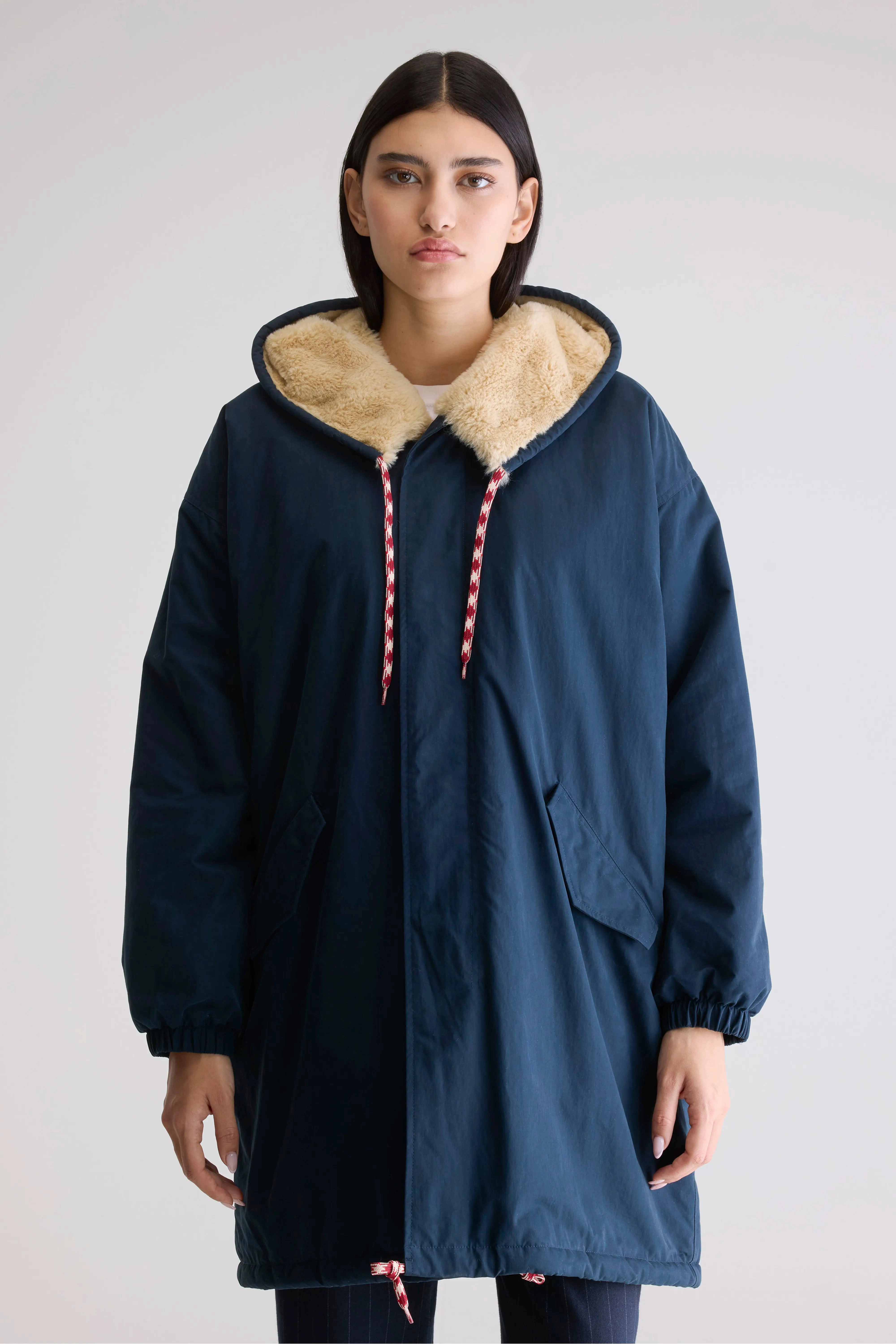 Laos hooded parka (242 / W / AMERICA) EasyClean Coating Heat Reflective Lining