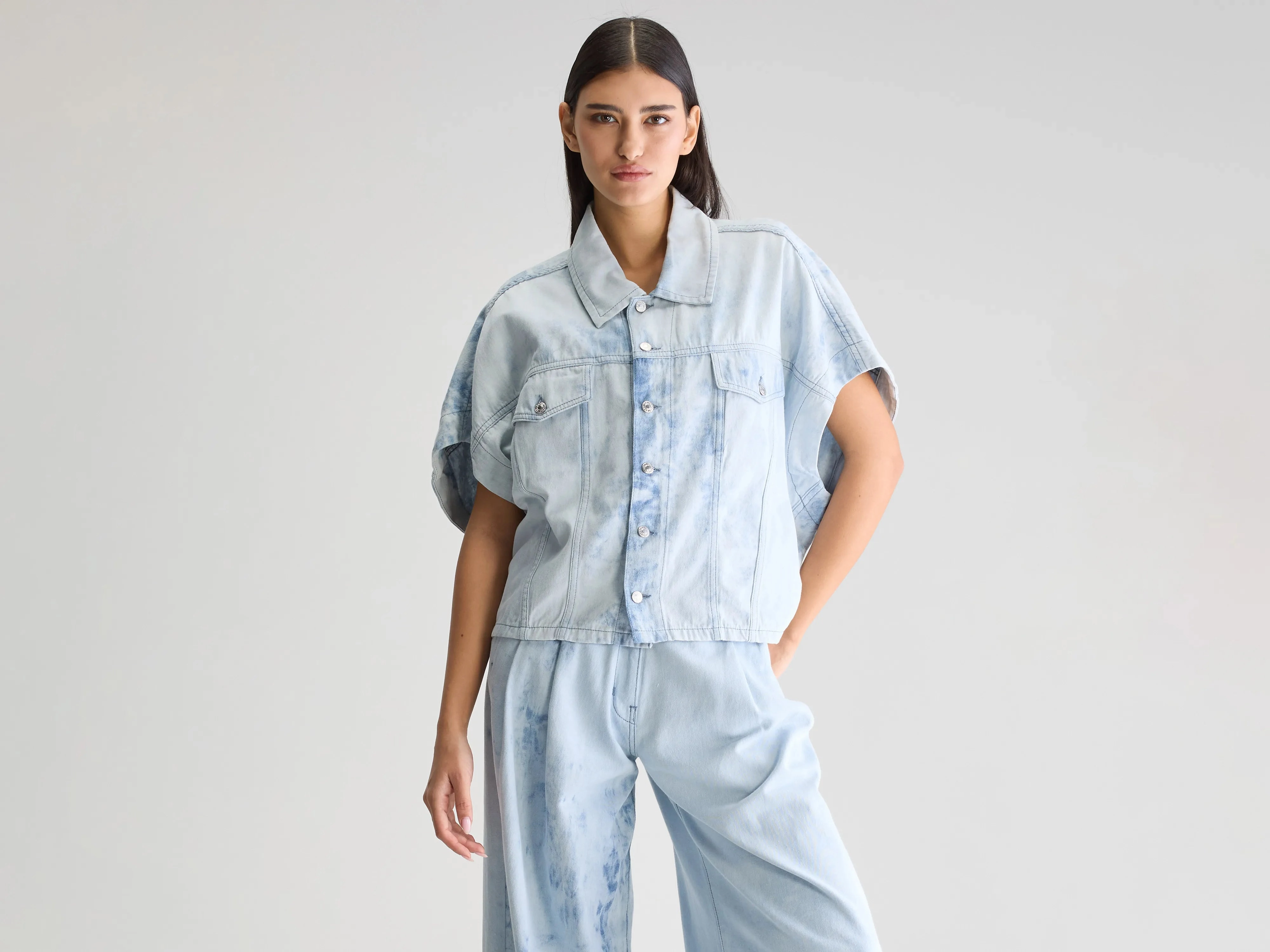 Payton sleeveless overshirt (251 / W / SHADED BLUE) All Day Wear