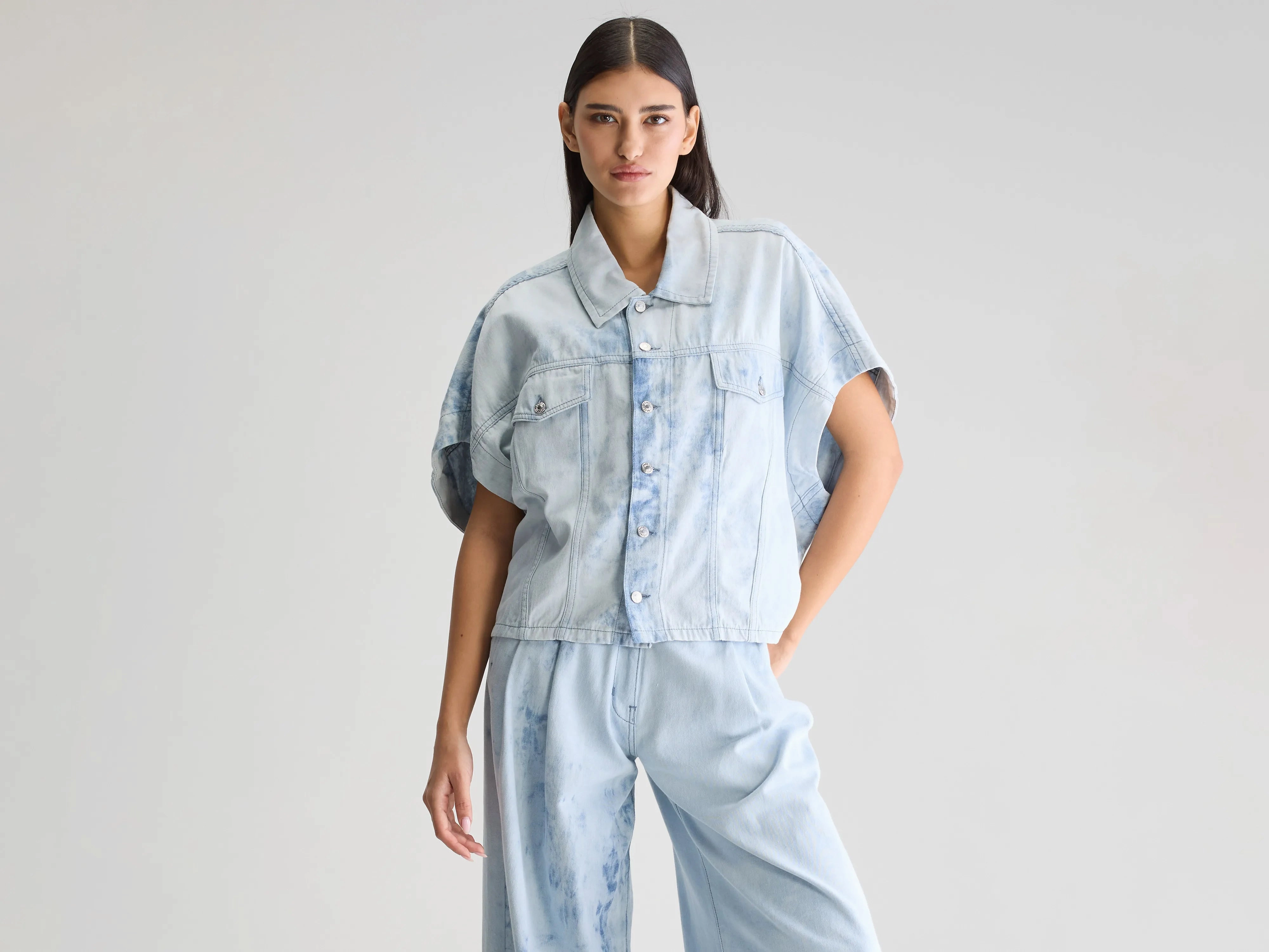 Payton sleeveless overshirt (251 / W / SHADED BLUE) Earthy Hue