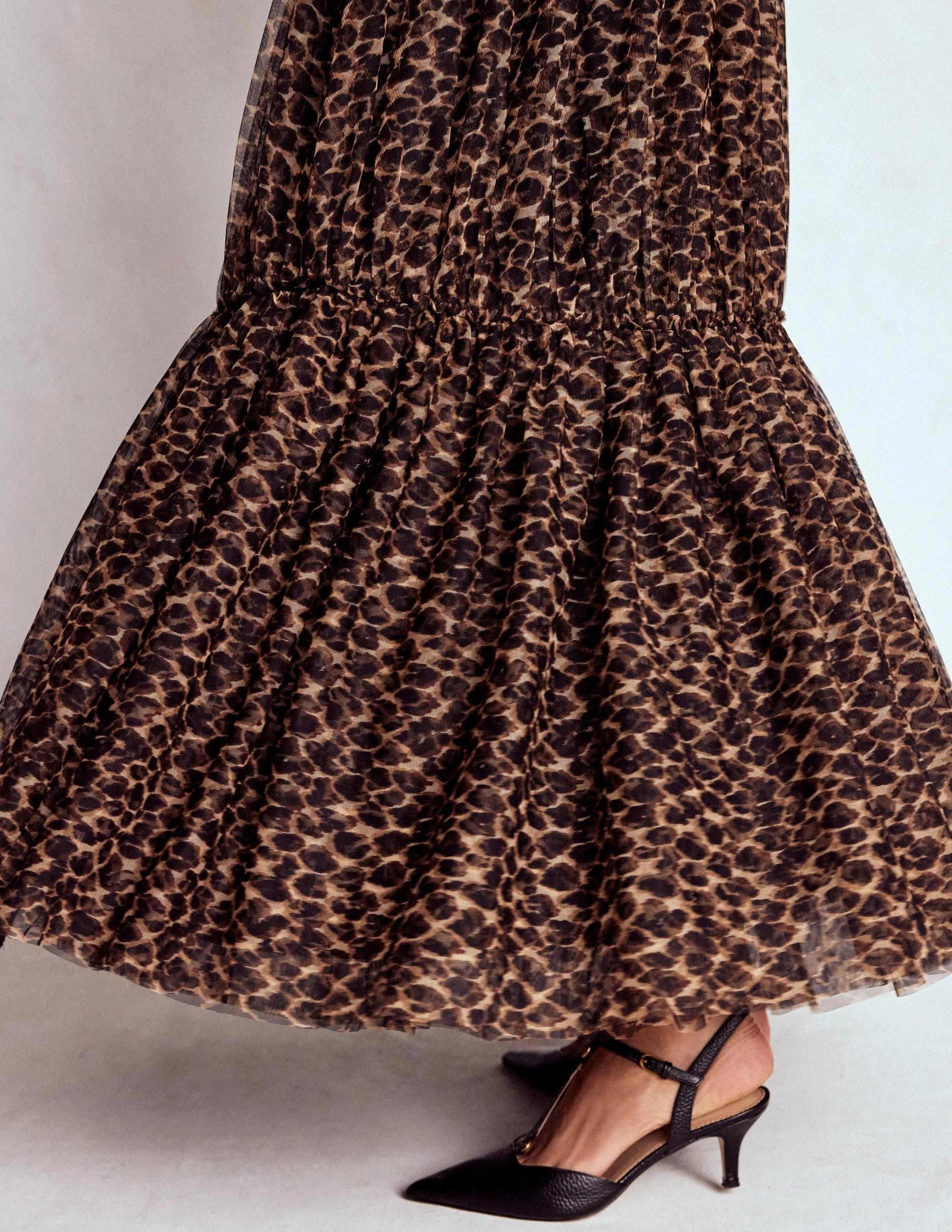 Anna Tulle Midi Skirt-Leopard Contoured Waist Shirred Back