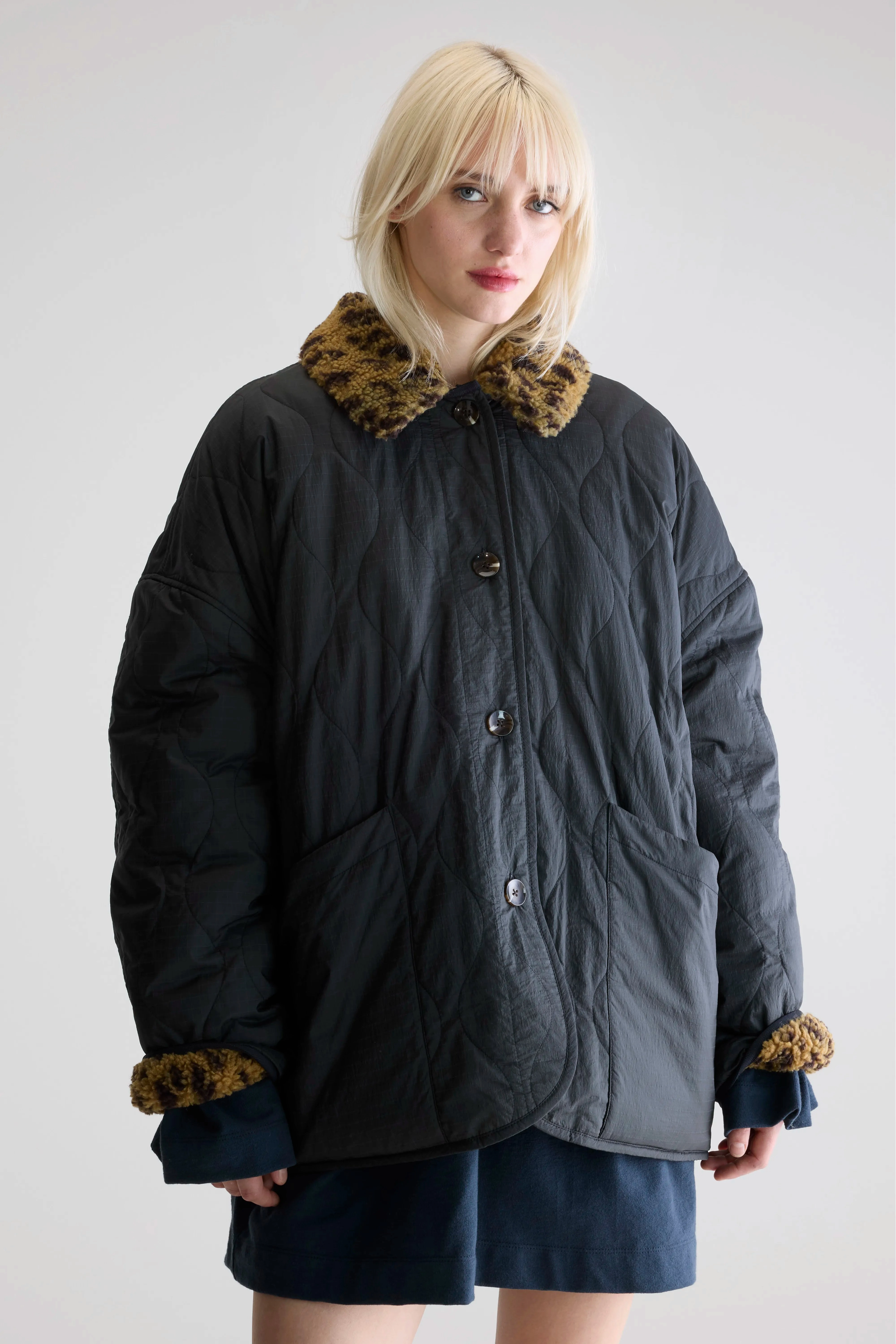 Hampton teddy jacket (252 / W / BLACK SAND) High Performance Blend