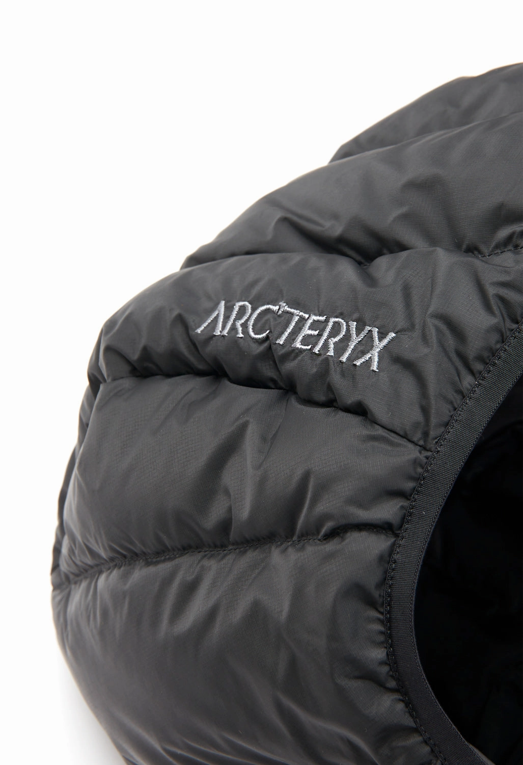 Modular Layering Weatherproof Barrier Arc'teryx Men's Cerium Hoody - Black