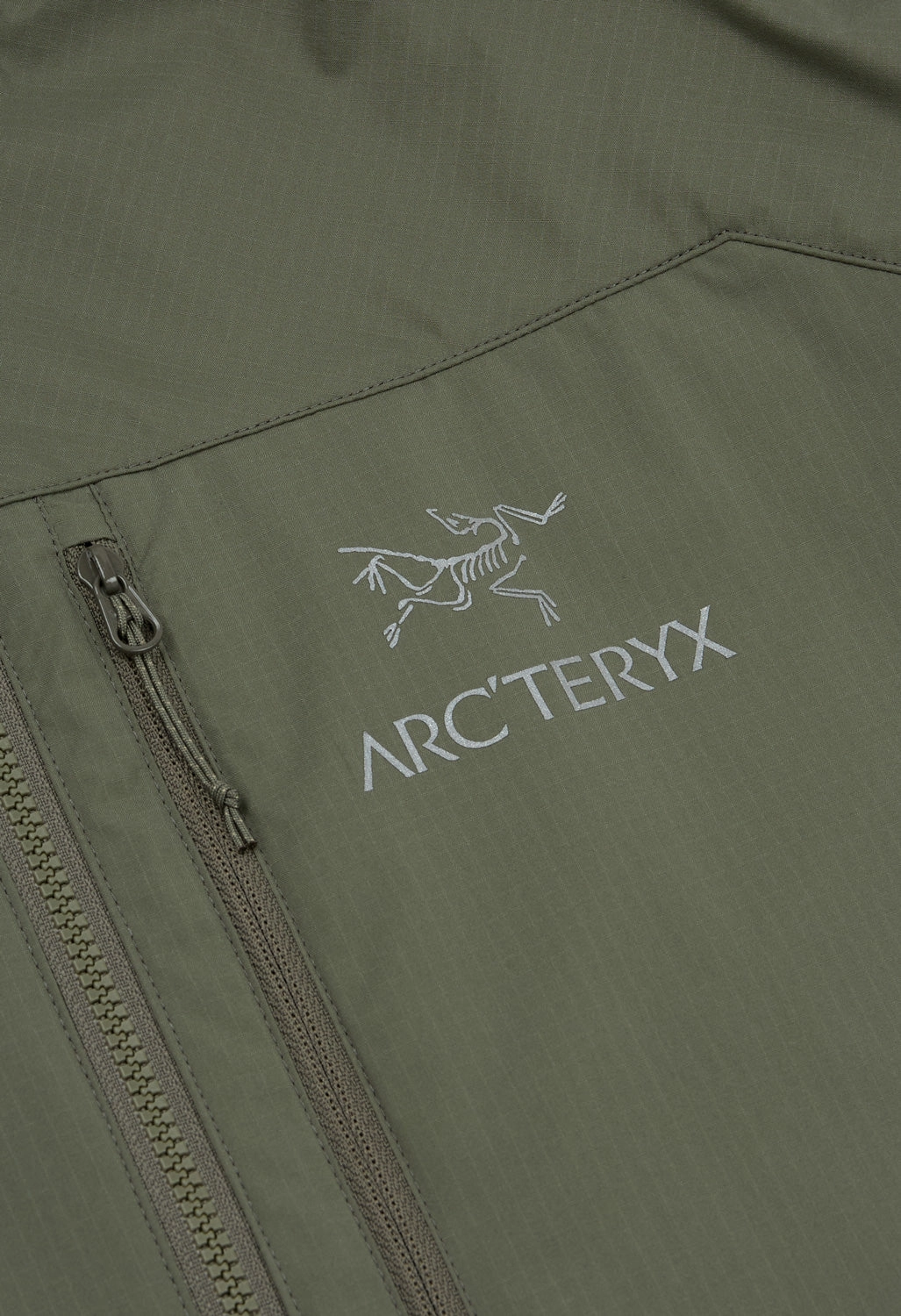 Expandable Side Gussets Arc'teryx Men's Squamish Hoody - Forage