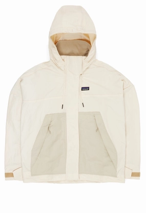 High Collar Design Magnetic Closure Patagonia Women's Skysail Jacket - Natural