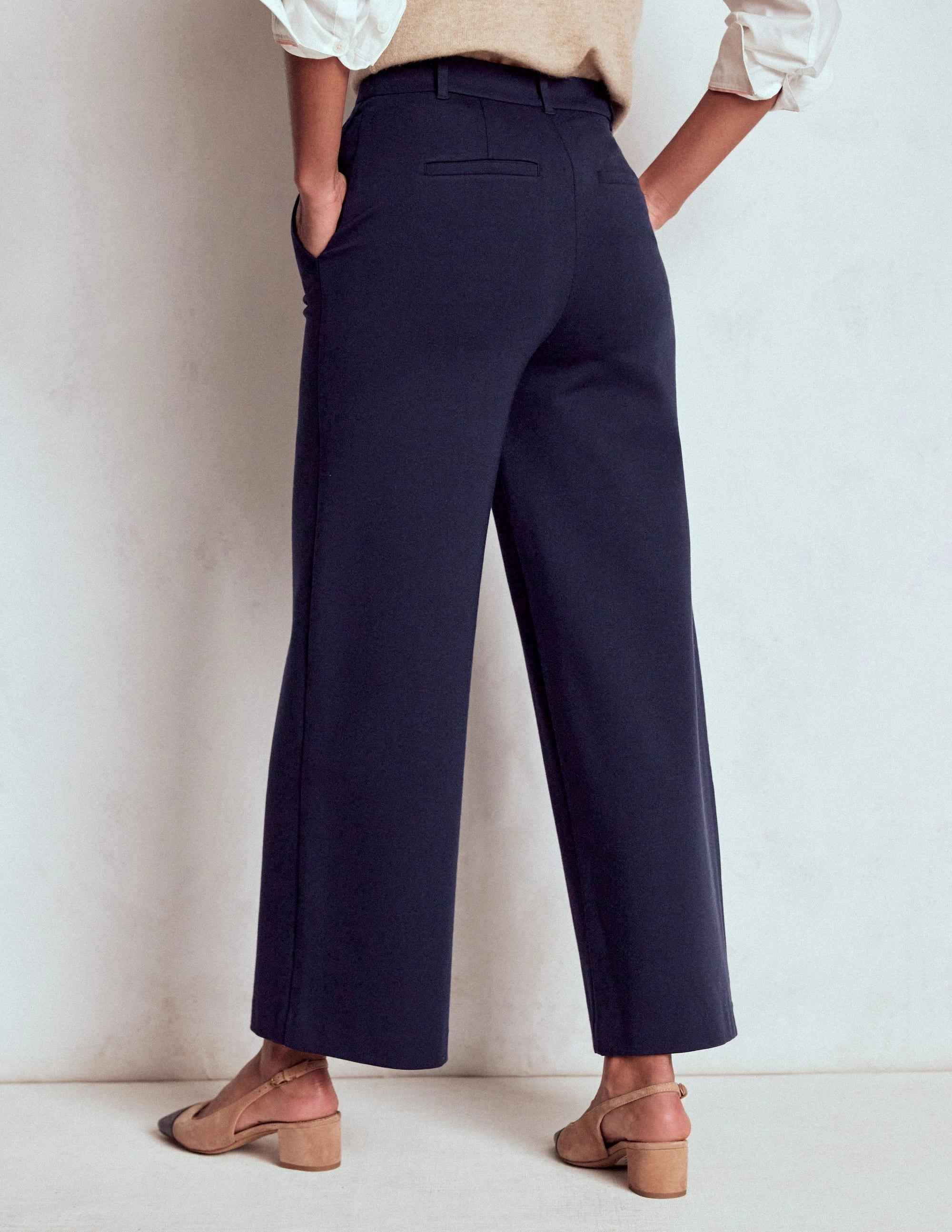 Minimalist Design Belgravia Ponte Crop Trousers-Navy