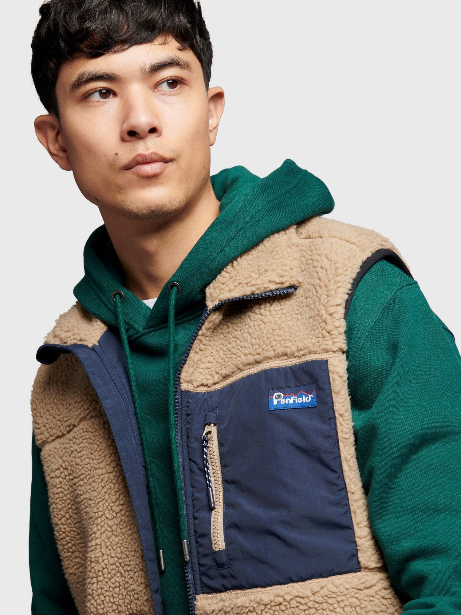 Mattawa Fleece Vest in Chinchilla UV Protection Finish
