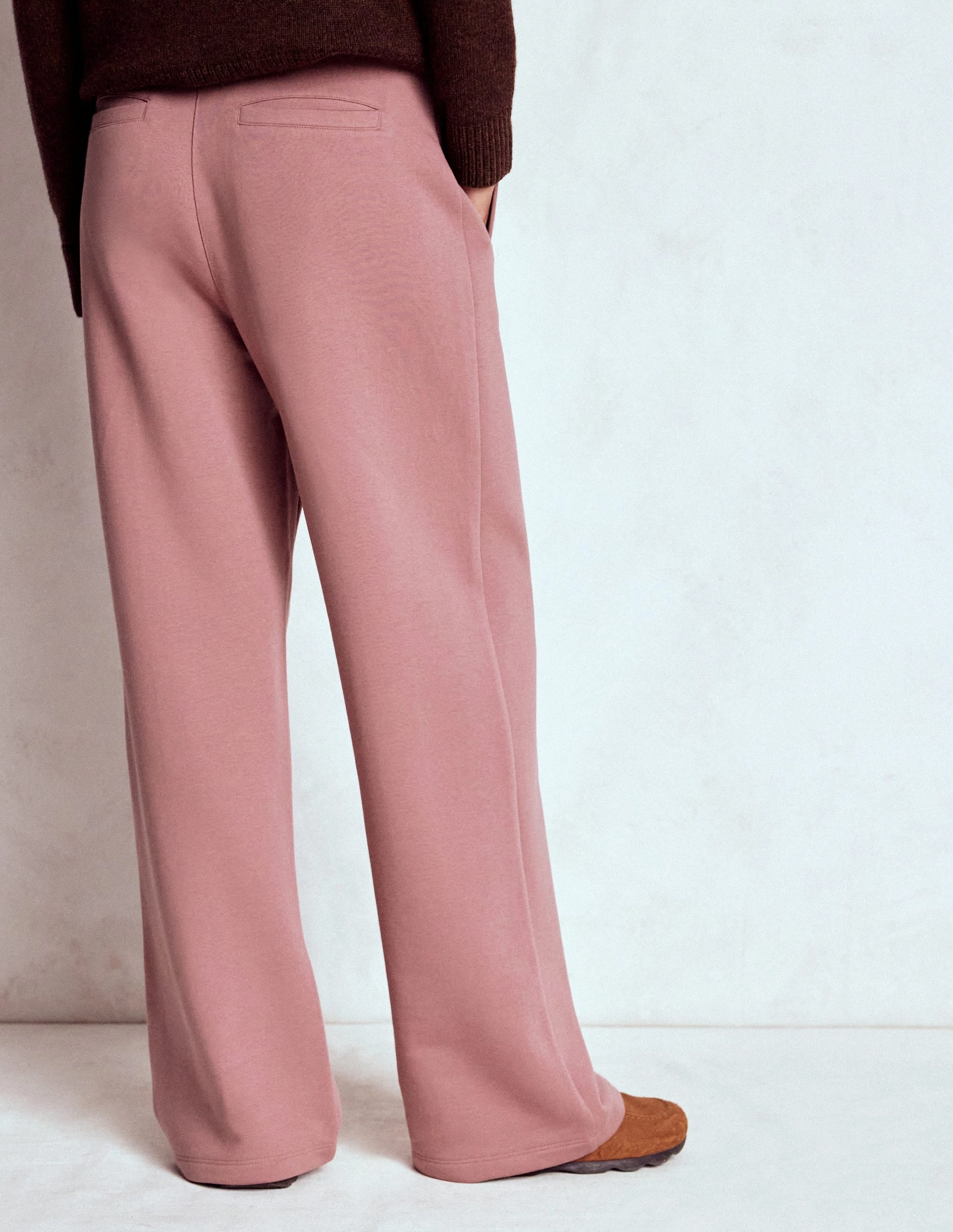 Relax Fit Wear CompressionFitFabric Wide Leg Joggers-Blushing Rose