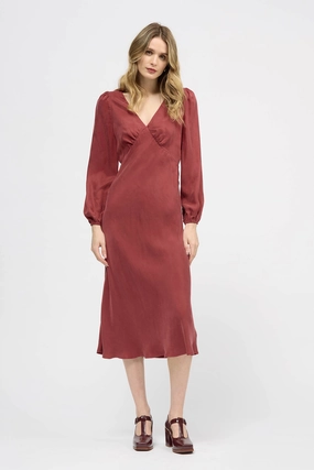 Mermaid-Hem Street Elegance Bungaree Dress Cherry