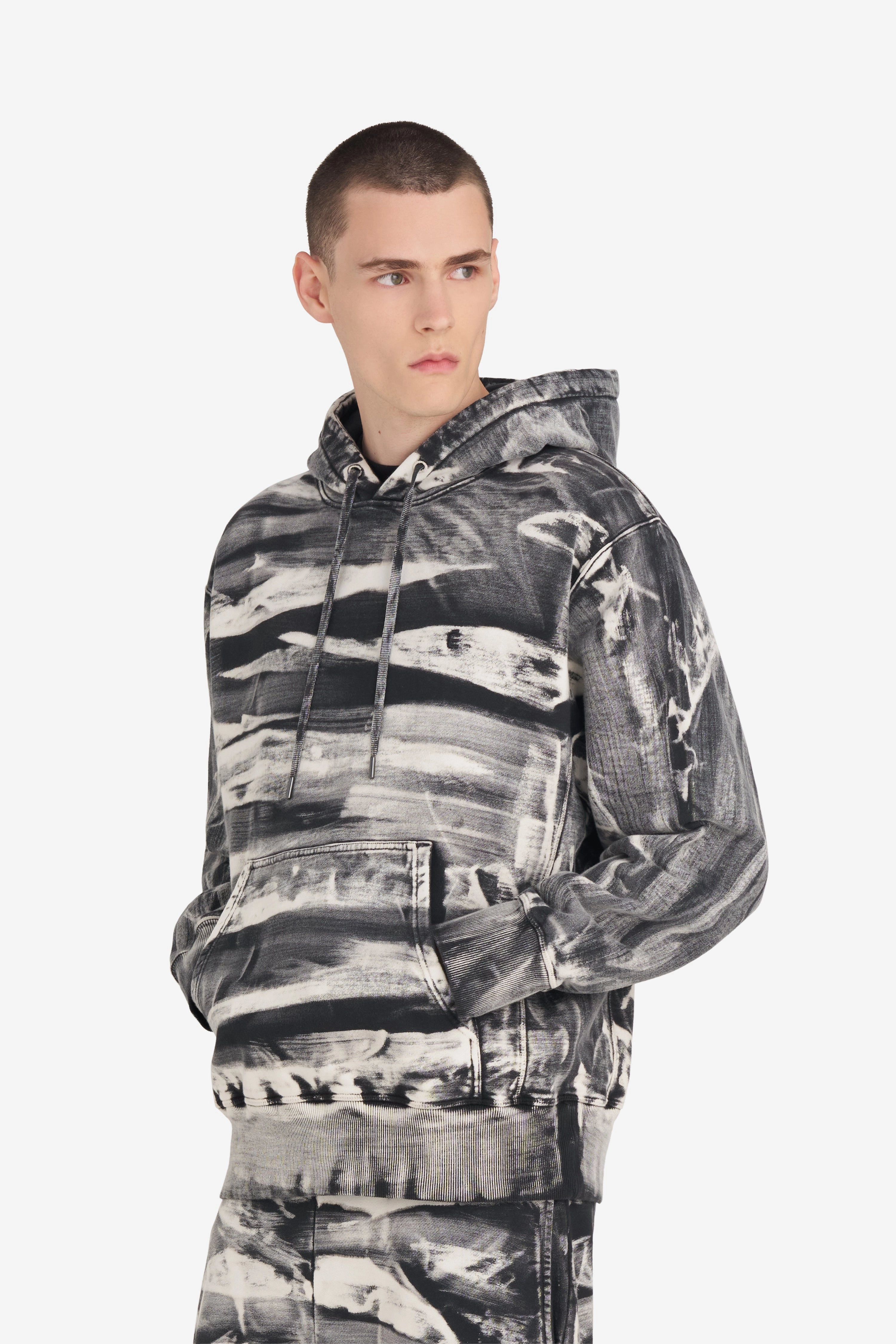 Modern Relaxed RELAX HOODIE ?? BLEACH