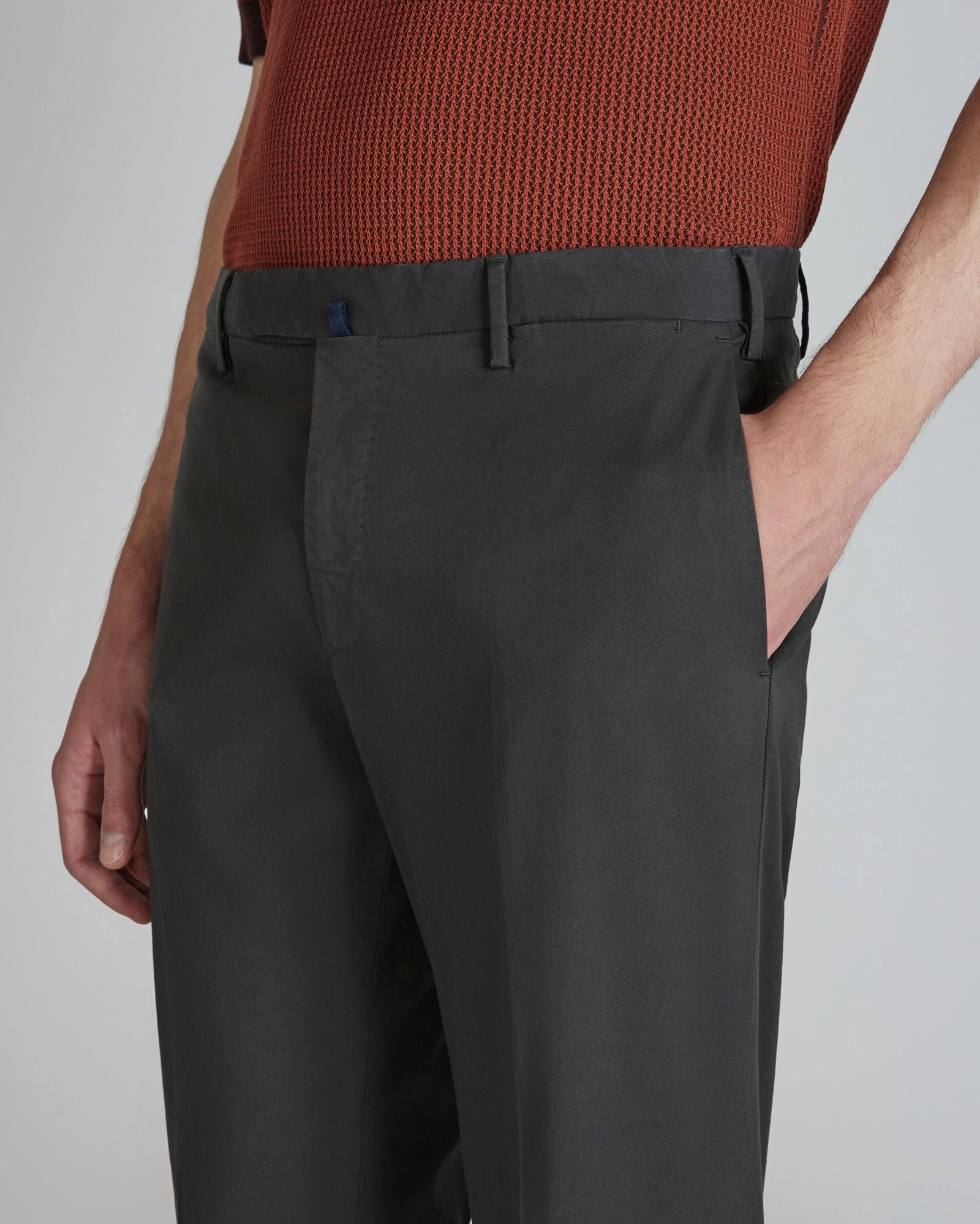 Slim-fit Royal Batavia trousers Twill Weave Texture ExpandableSidePanels