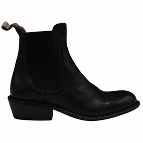 Snow Activity Rule Leather Bootie