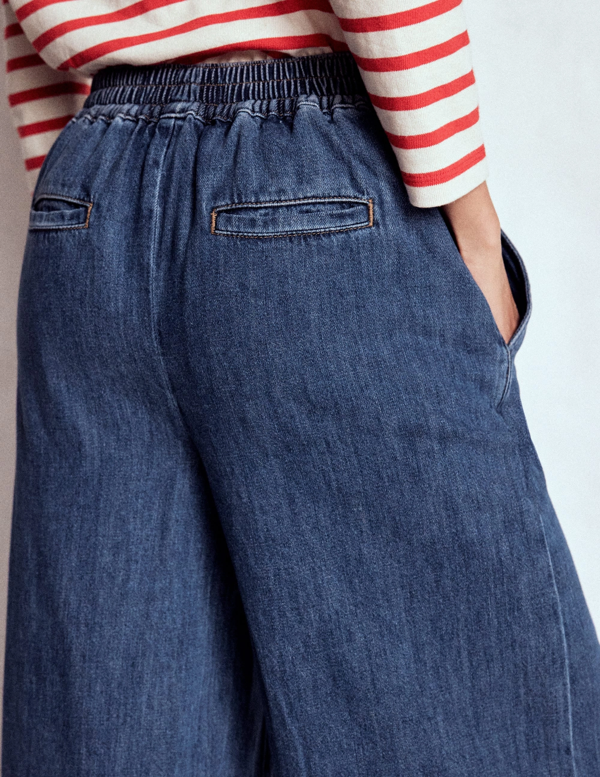 Pull-on Denim Trousers-MID WASH Snug Waist Comfortable Movement