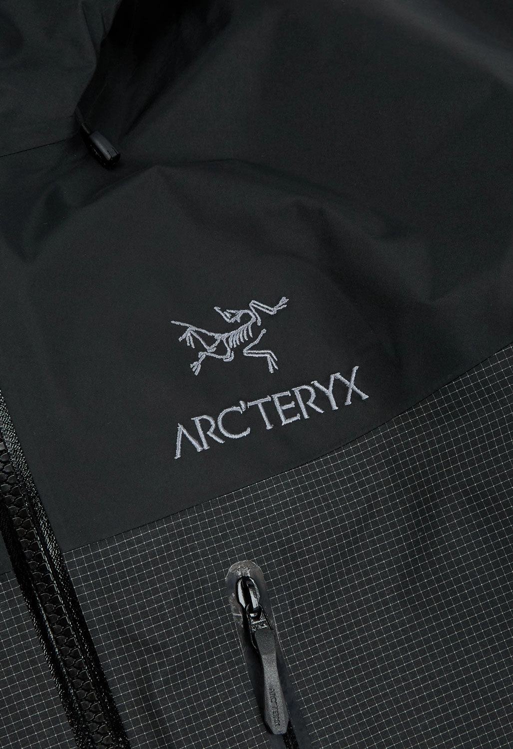 Arc'teryx Men's Alpha GORE-TEX Pro Jacket - Black Double stitching Thermal Lining Tech