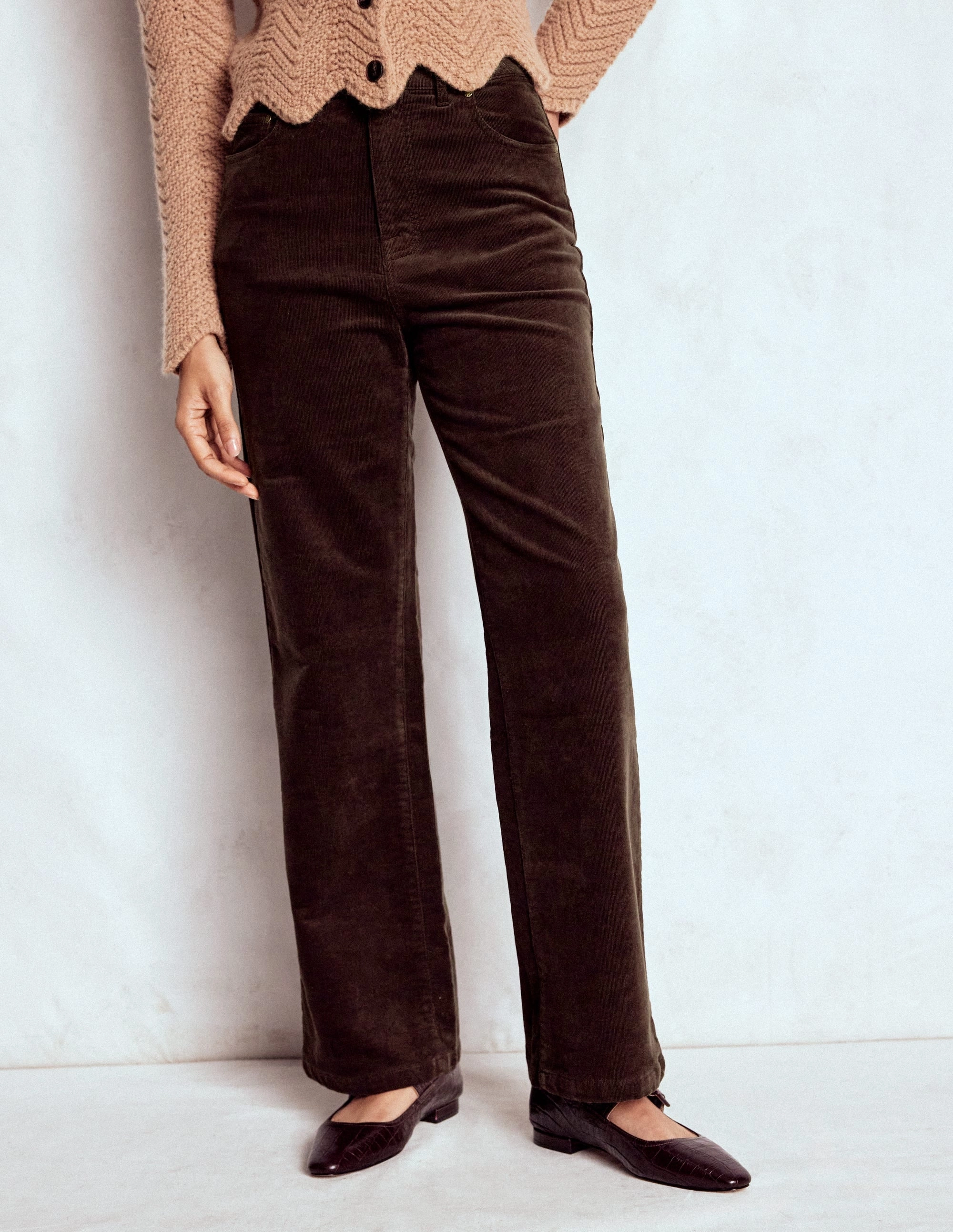 5-Pocket Cord Column Jeans-Espresso Breathable Comfort Design