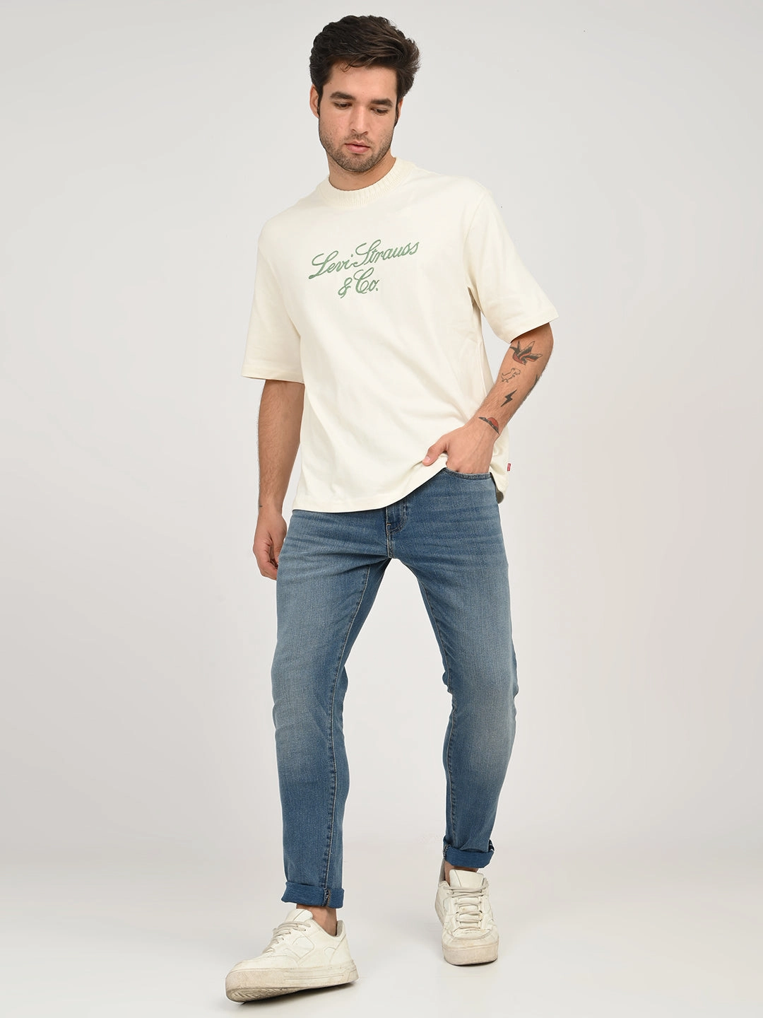 Men's 512 Blue Slim Tapered Fit Mid Rise Selvedge Jeans Modern Minimalist Urban Explorer Relaxed Style Weekend Style High Quality