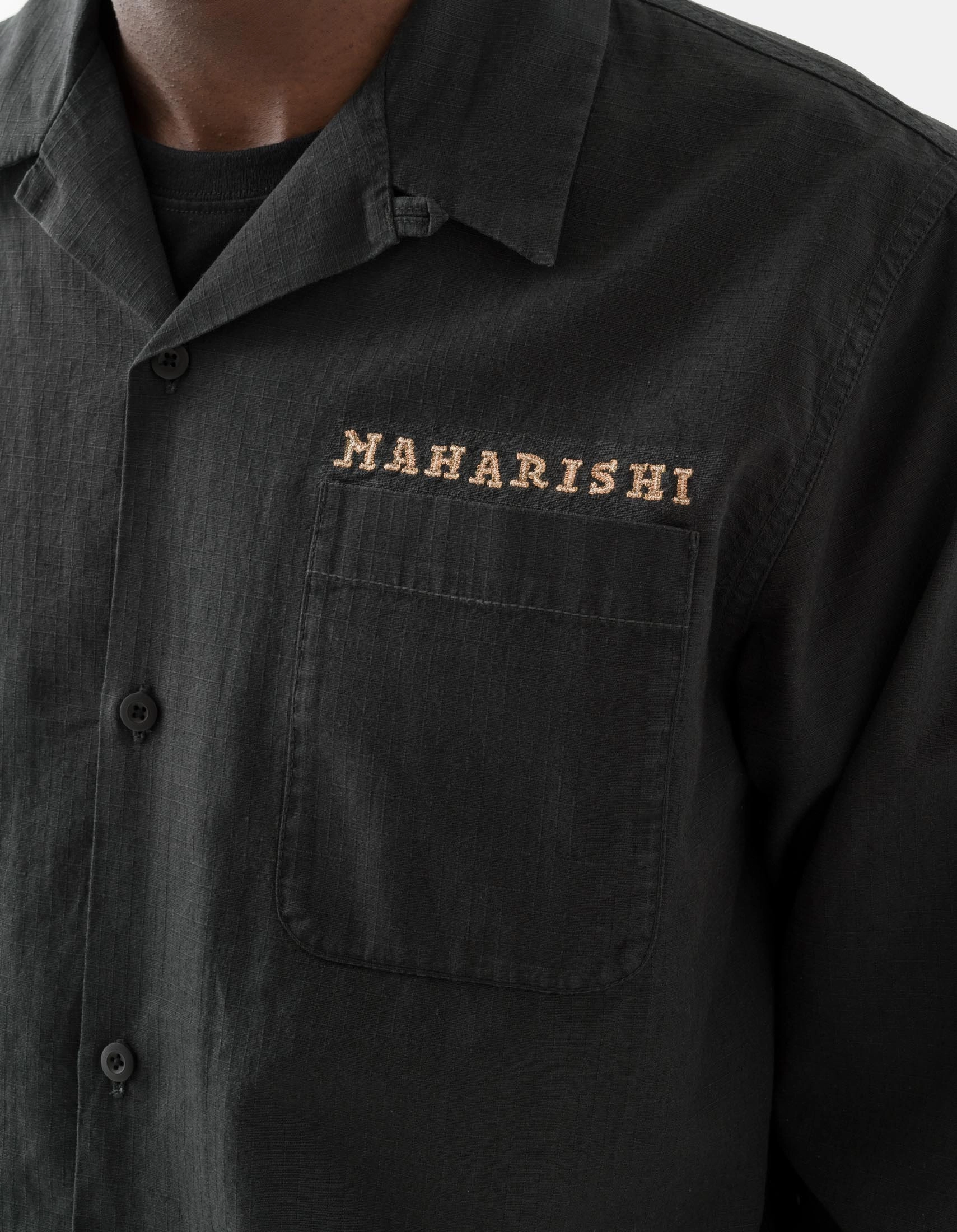 Adjustable Cuffs Party Ready 7089 Bering Strait Embroidered L/S Camp Collar Shirt Black