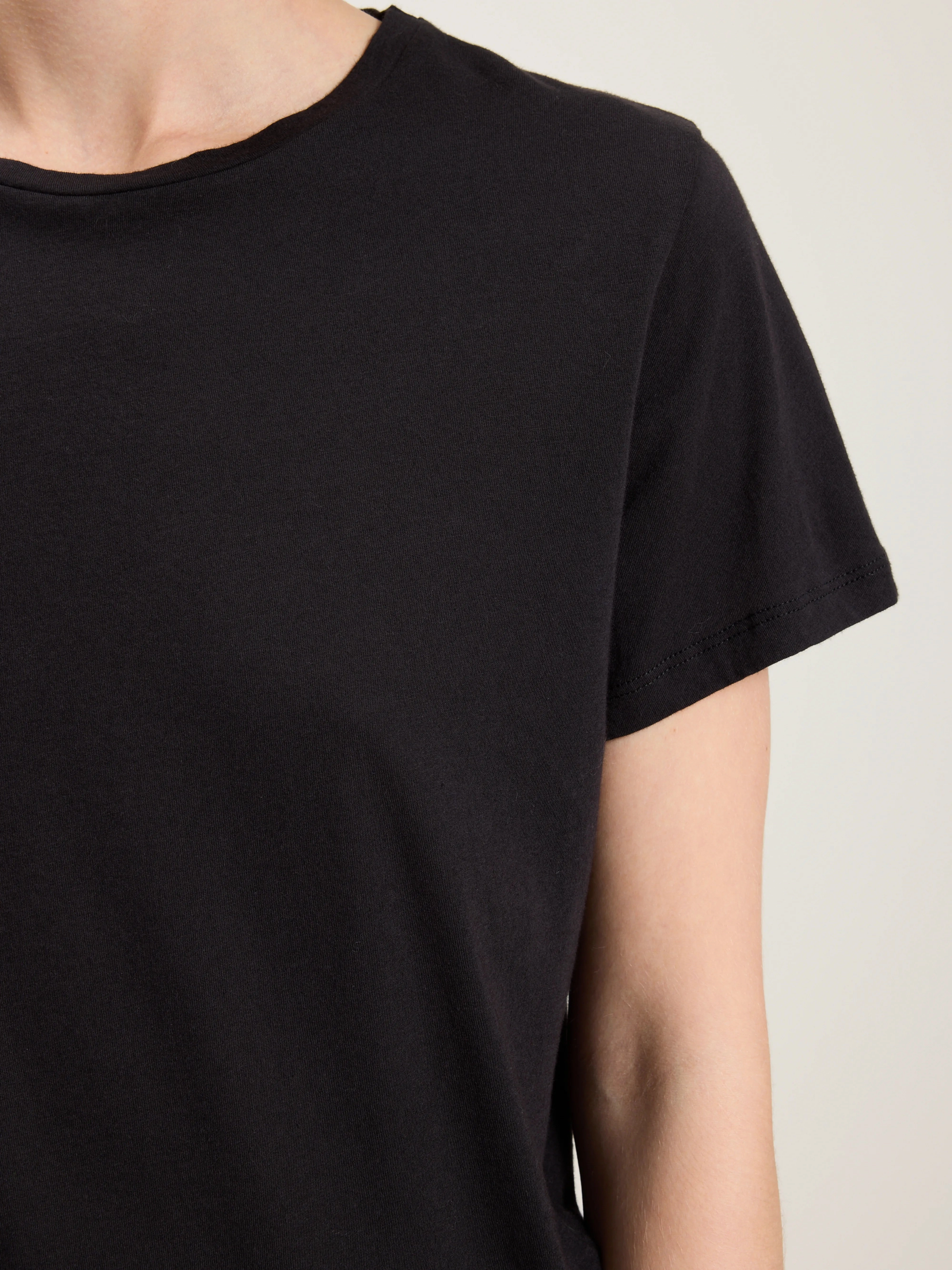 Covi short-sleeve t-shirt (242 / W / OFF BLACK) Tagless Design