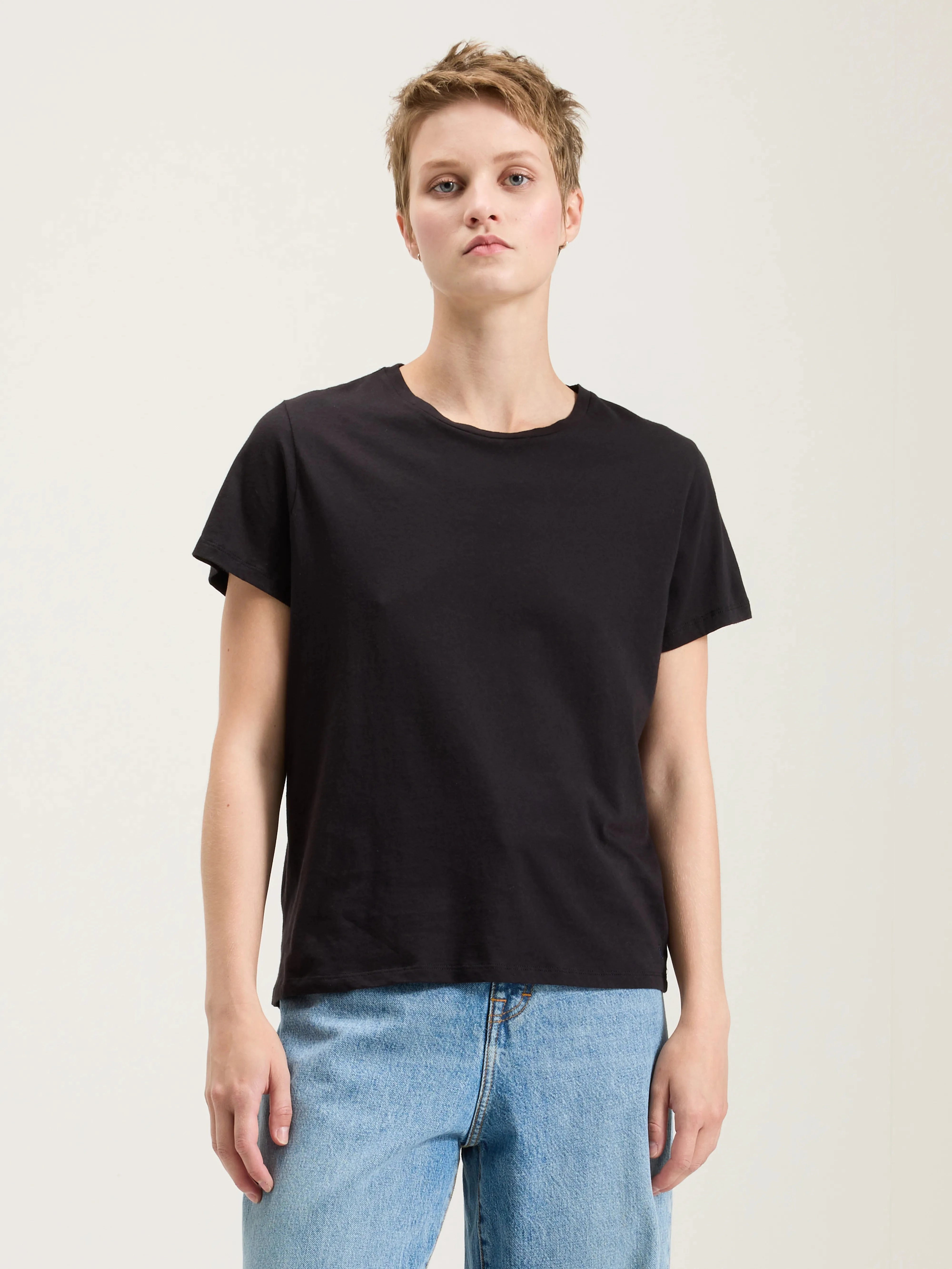 Covi short-sleeve t-shirt (242 / W / OFF BLACK) Comfortable Collar LightweightDesign