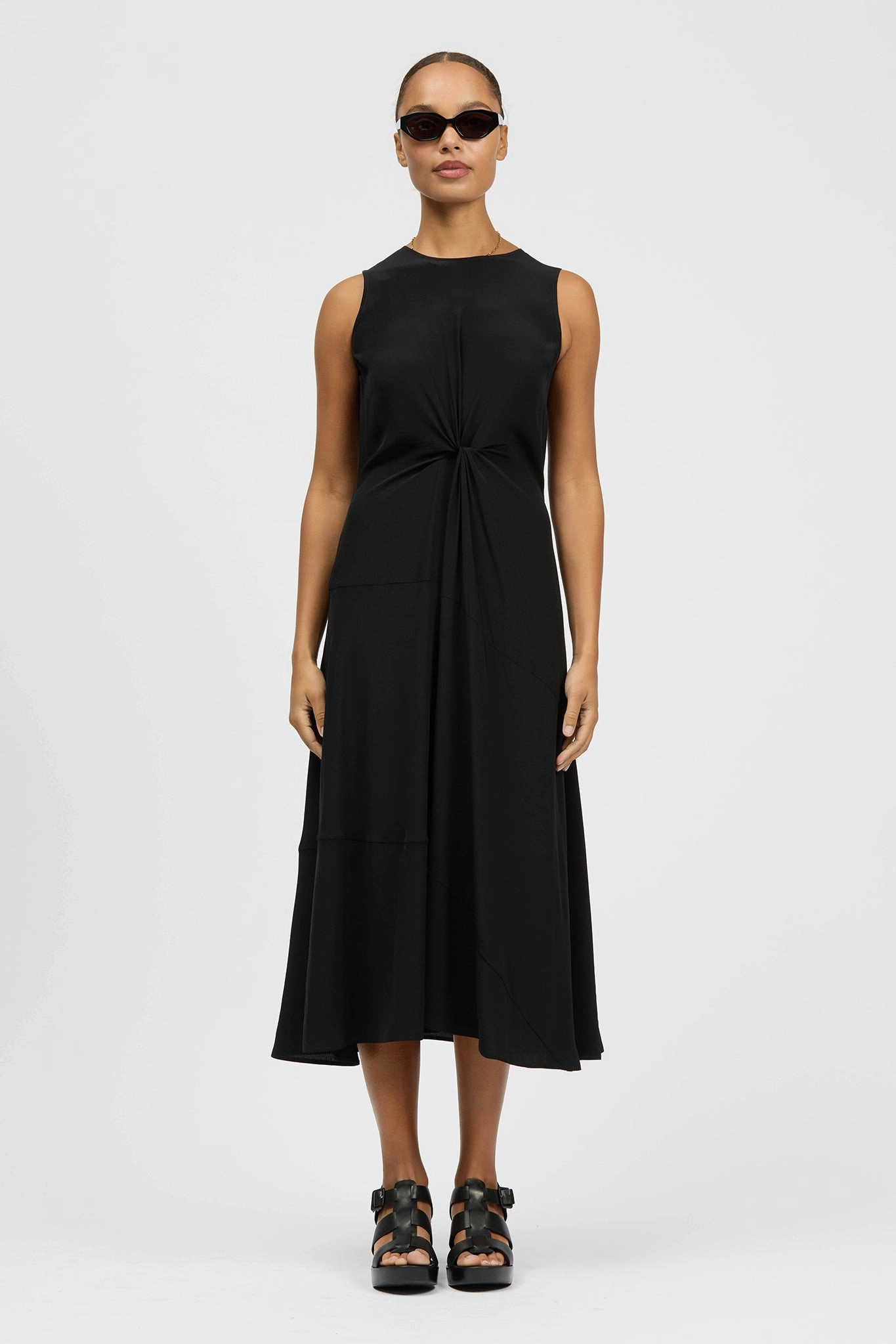 Celeste Dress Black Family Glow