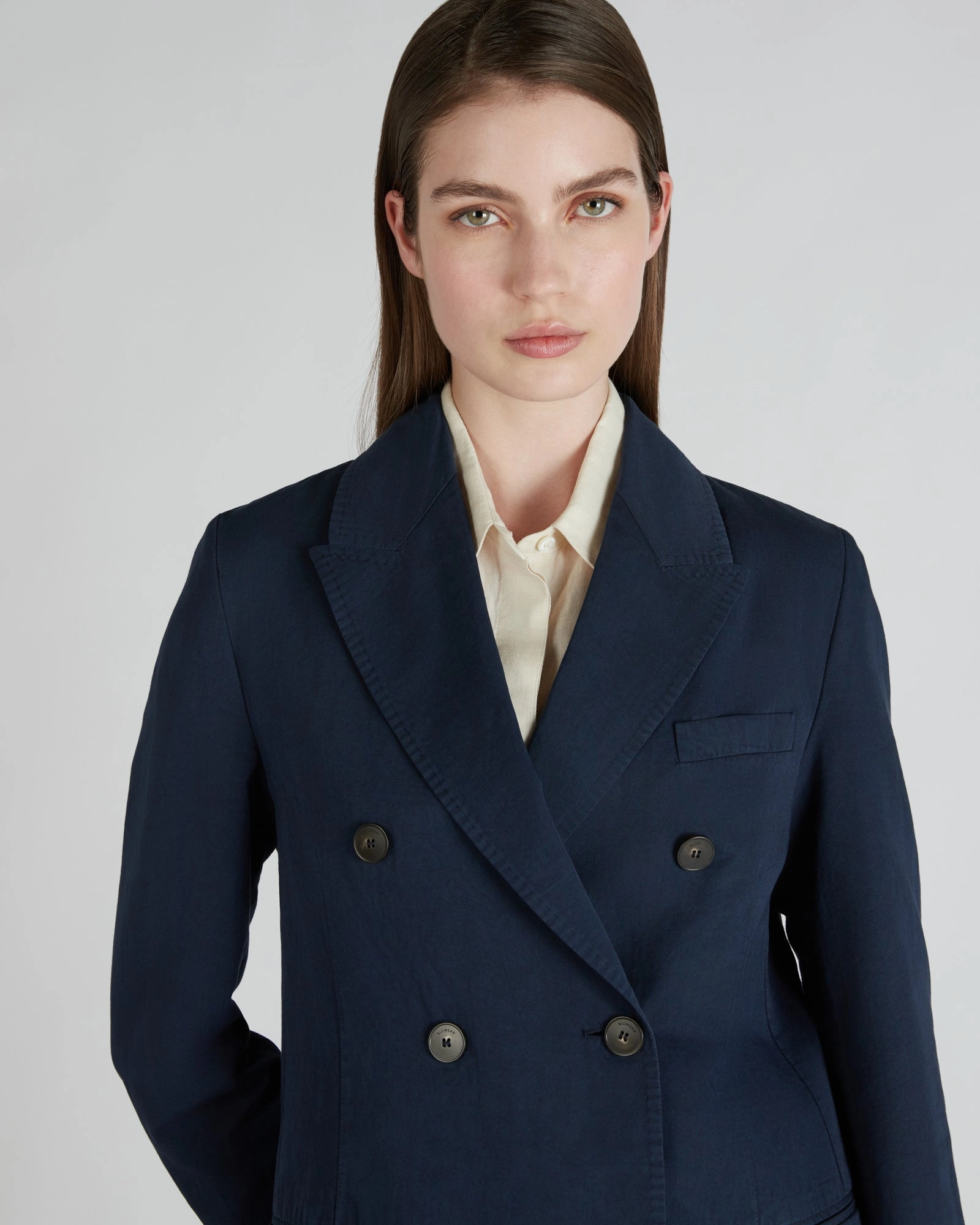 Double-breasted cotton and linen twill Non Restrictive Movement Cut