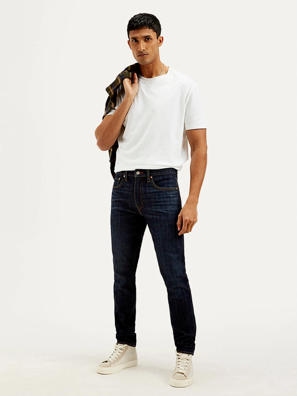 Men's 512 Navy Blue Slim Tapered Fit Mid Rise Jeans Neutral Piece Colorfast Dyeing Method