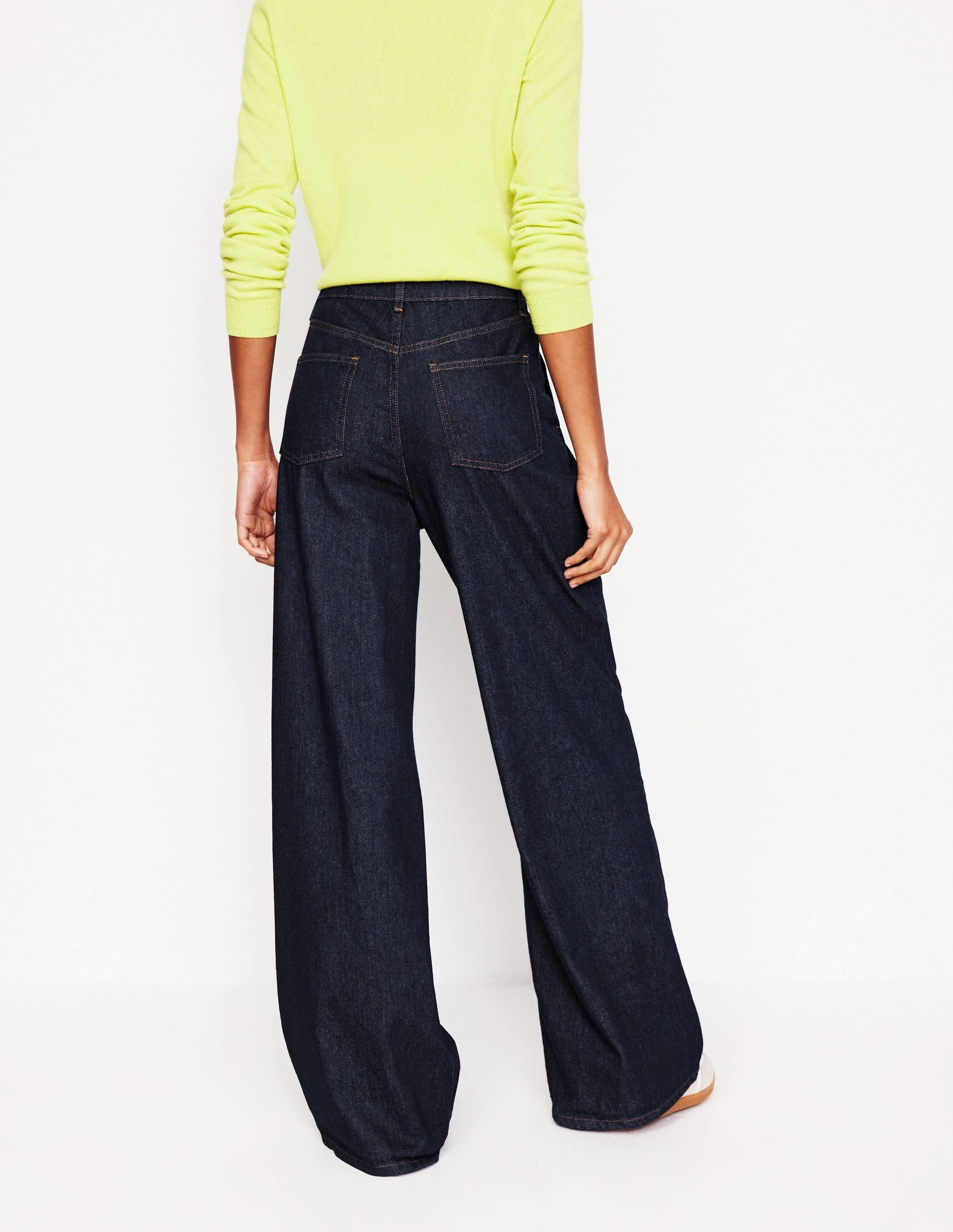 Mid Rise Fluid Denim Trousers-Indigo Rinse Fashionable Look Comfortable Stretch