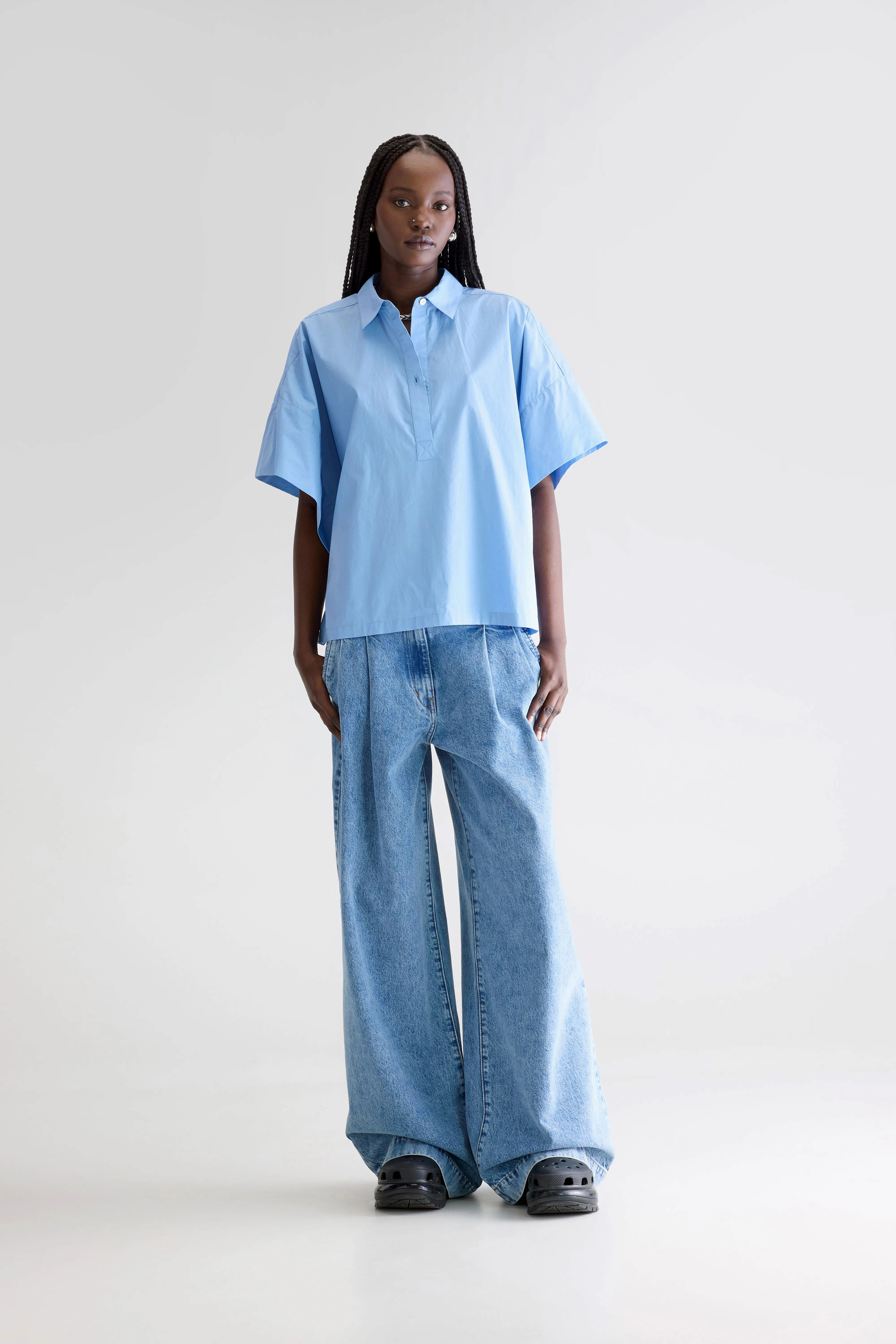 Seamless Shoulder Modern Fit Cairn short-sleeve shirt (252 / W / BLUE SHIRT)