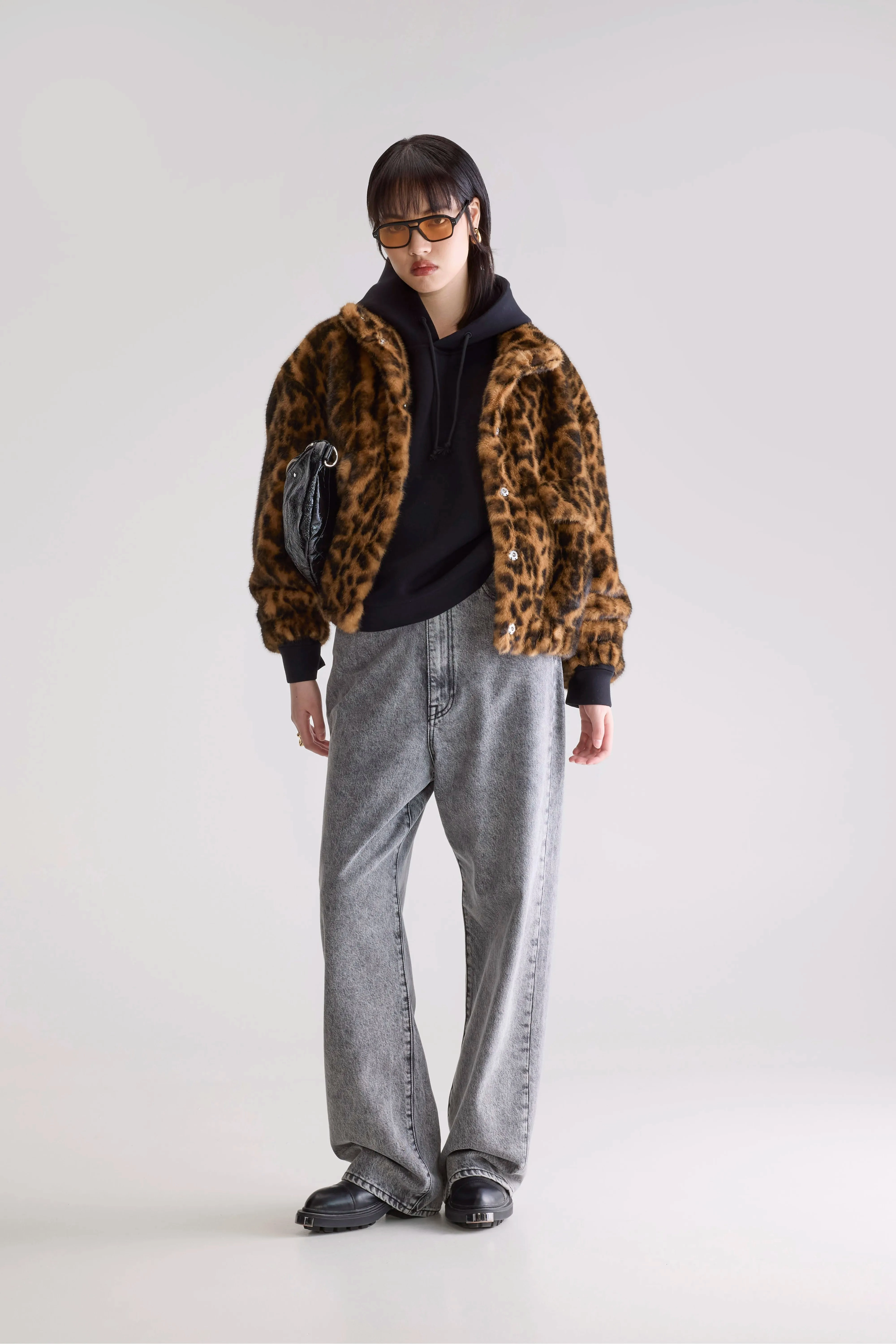 Breathable fabric tech Seamless Shoulder Construction Enora cropped jacket (252 / W / COMBO A)