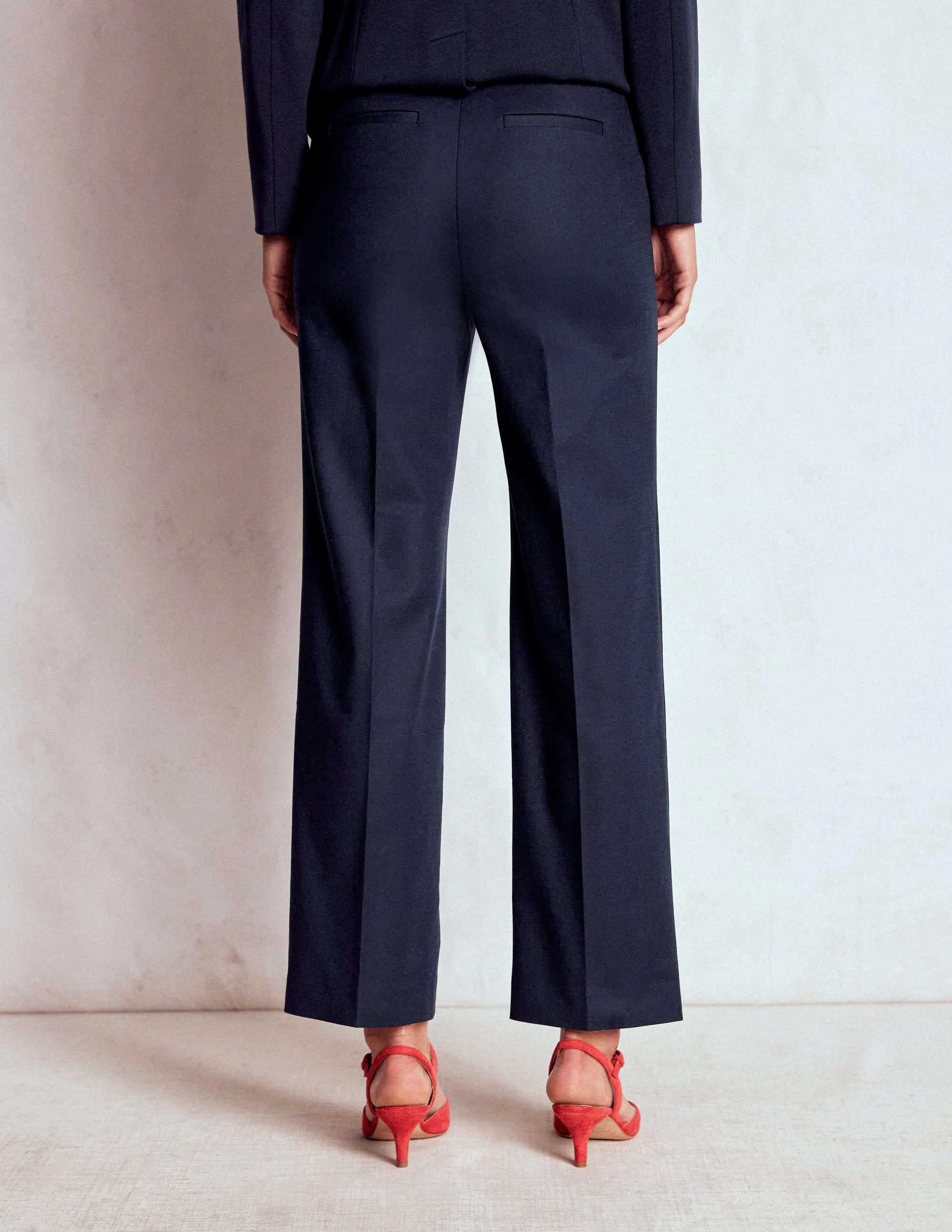 Canonbury 7/8 Trousers-Navy Ultra Soft Texture Comfort Wear Fit