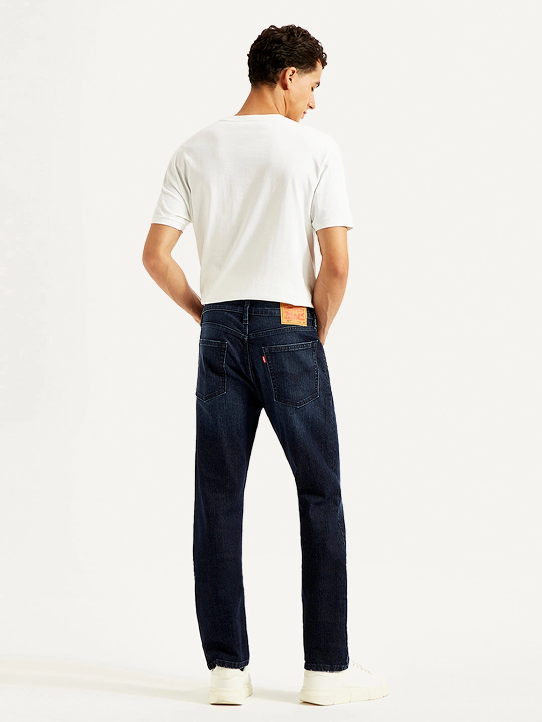 Eco Friendly Chill Outfit Road Trip Men's 513 Blue Slim Straight Fit Mid Rise Jeans