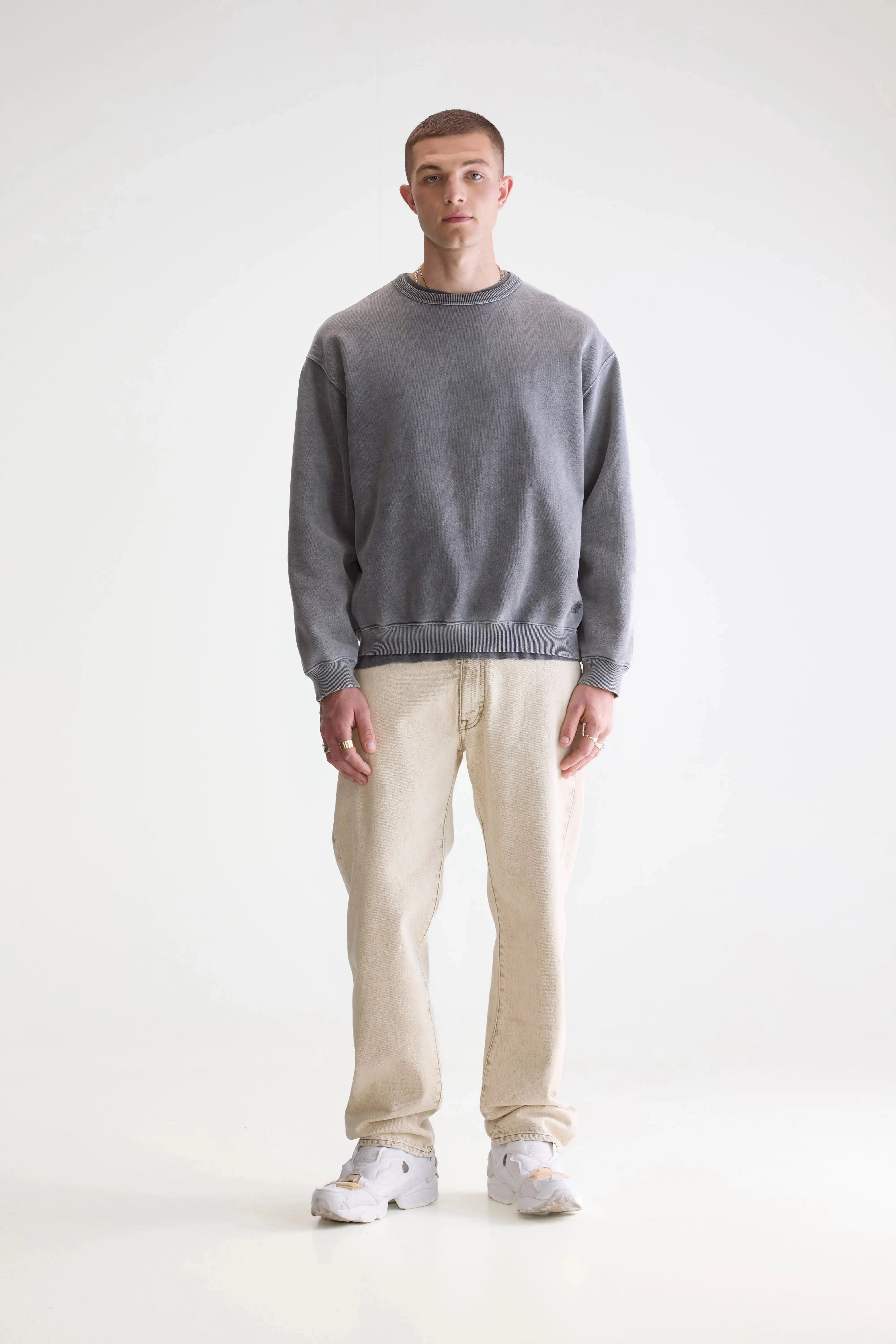 Brunch Outfit Fabien crewneck sweatshirt (252 / M / BLACK BLUE)