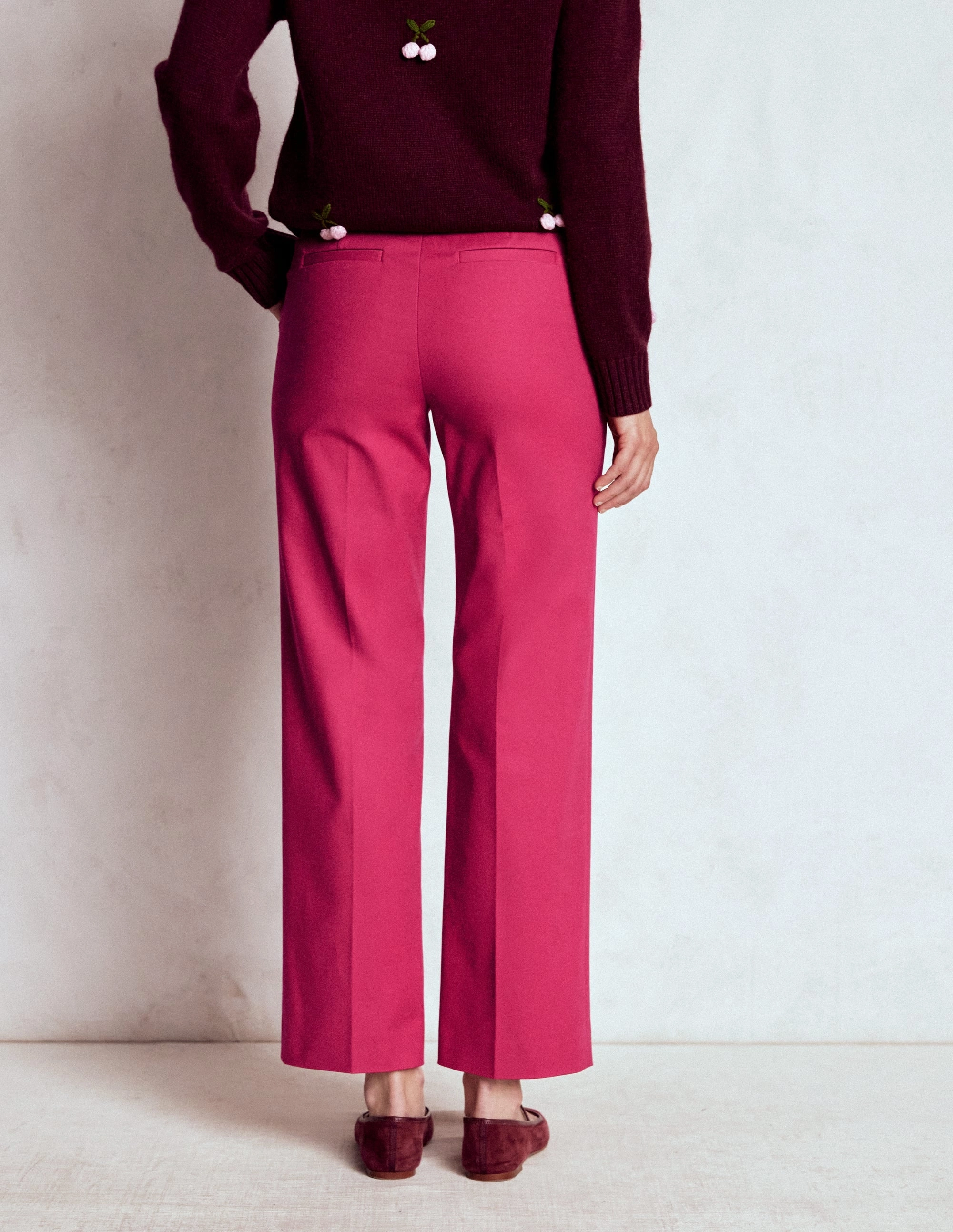 Relaxed fit wear Canonbury 7/8 Trousers-Bright Cherry