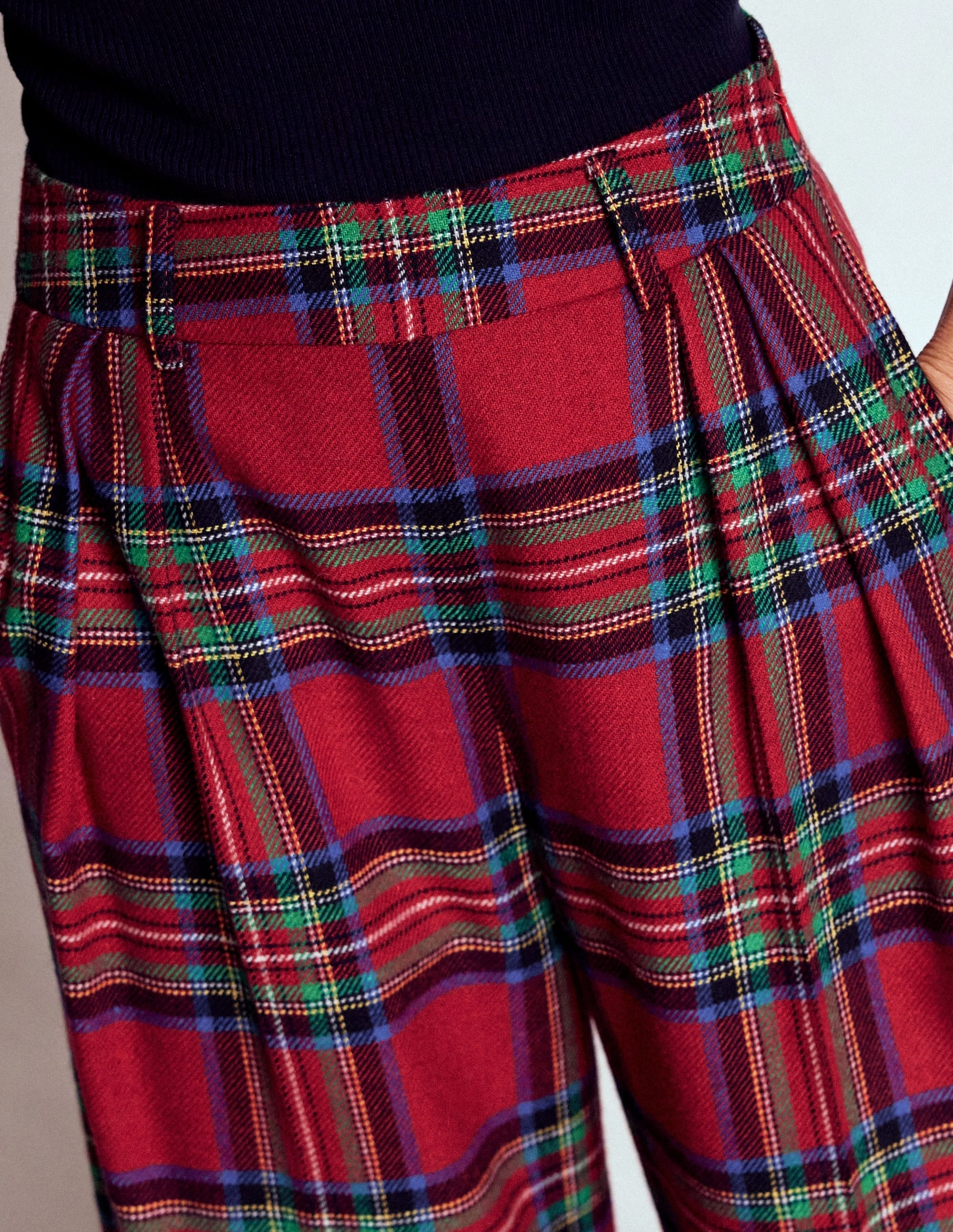 Flexible Cut Day Hike Pleated Wool Culottes-Red, Blue and Green Check