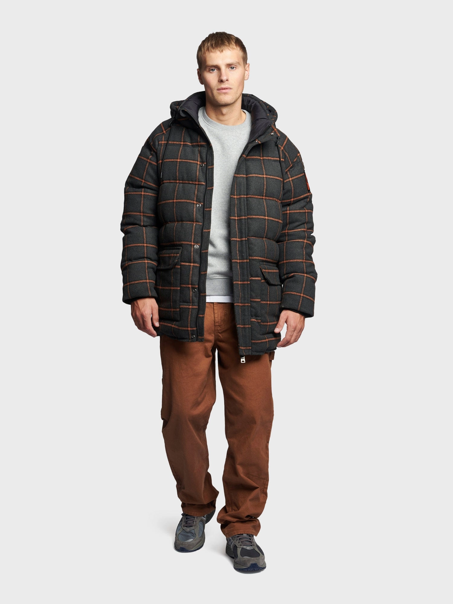Outdoor Adventure Wear Longline Check Puffer Jacket in Ebony