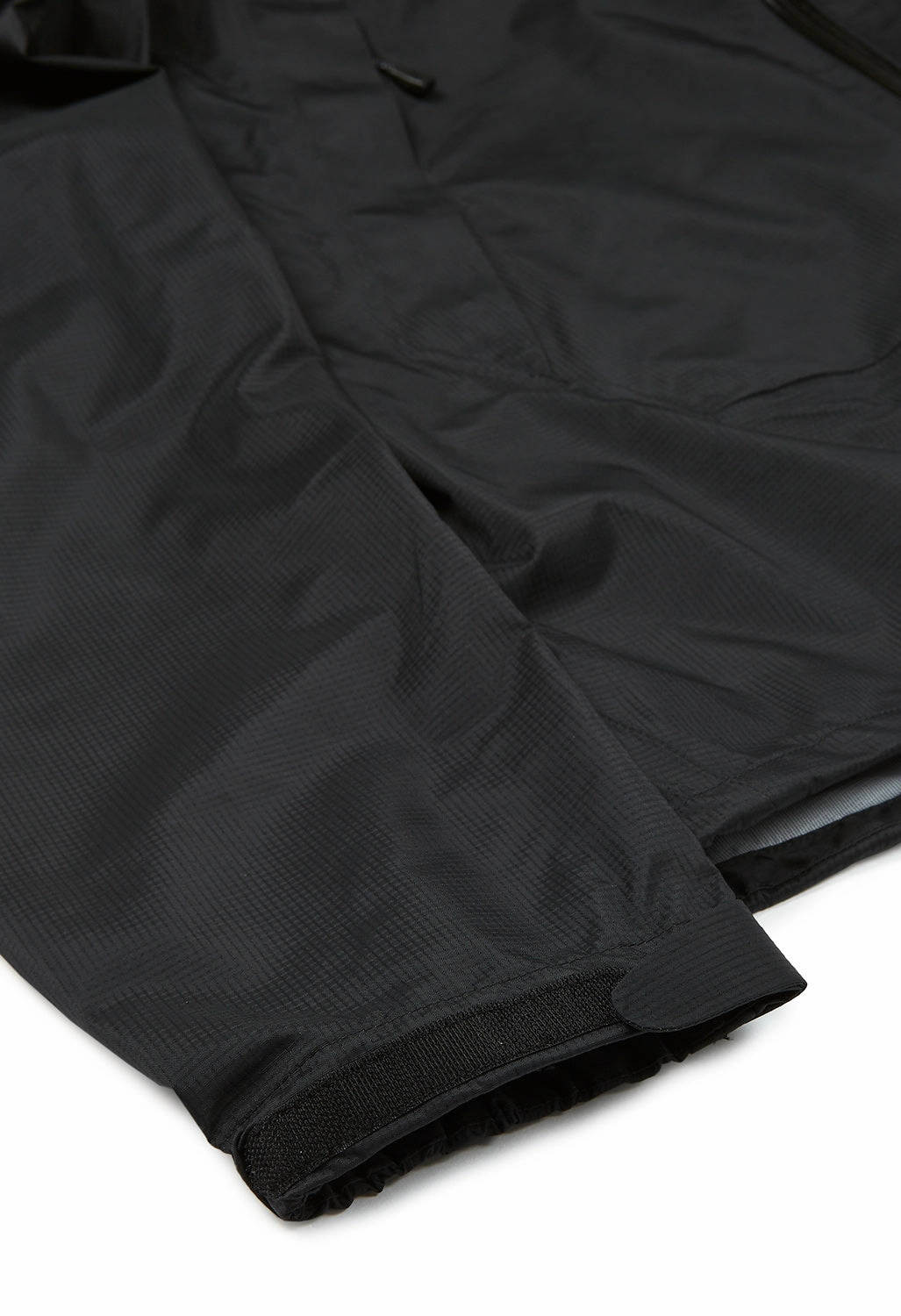 Montbell Men's Thunder Pass Jacket - Black RubberizedButtonClosures