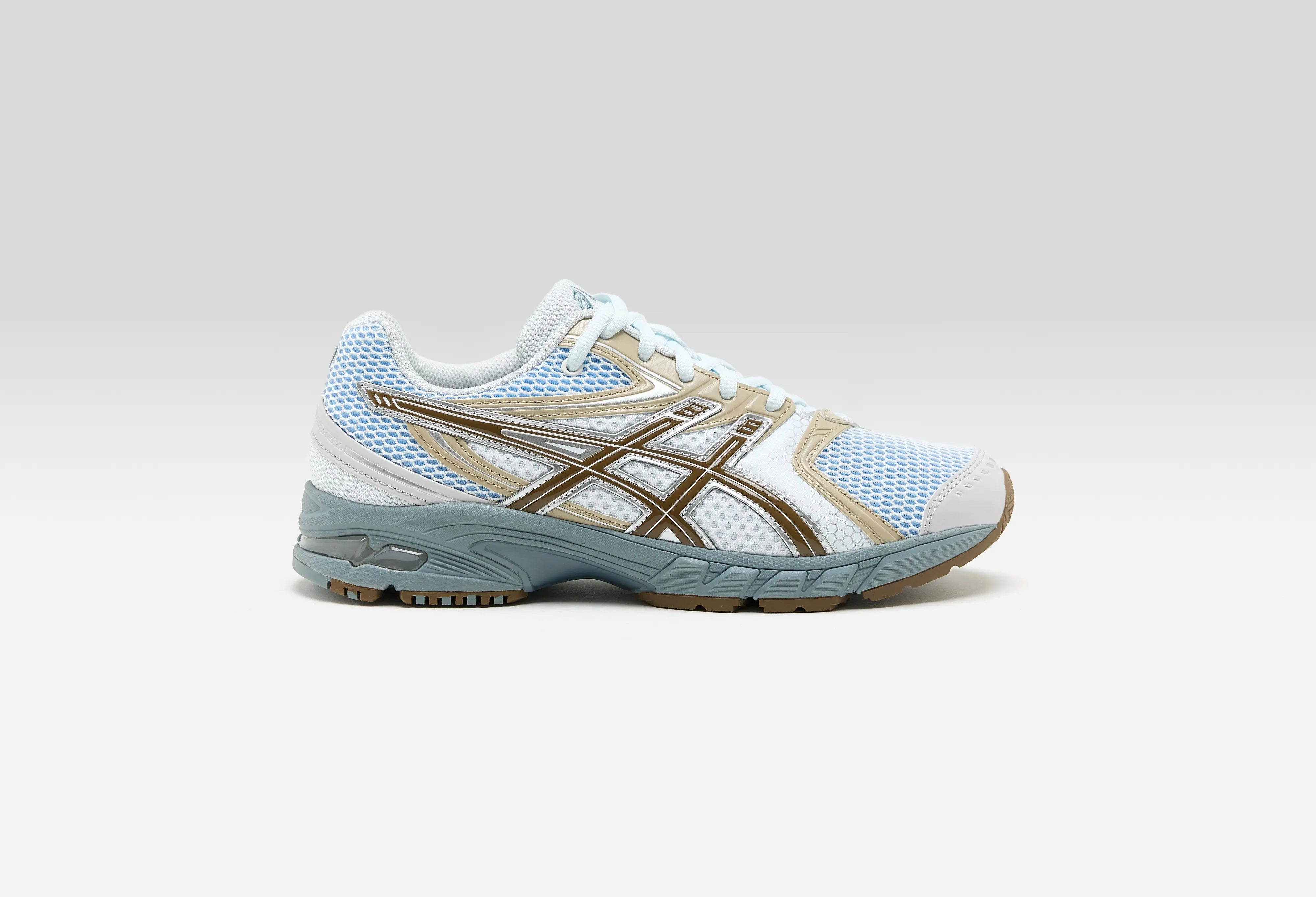 Gel-DS Trainer 14 for Women  (252 / W / BEIGE) Outdoor Performance