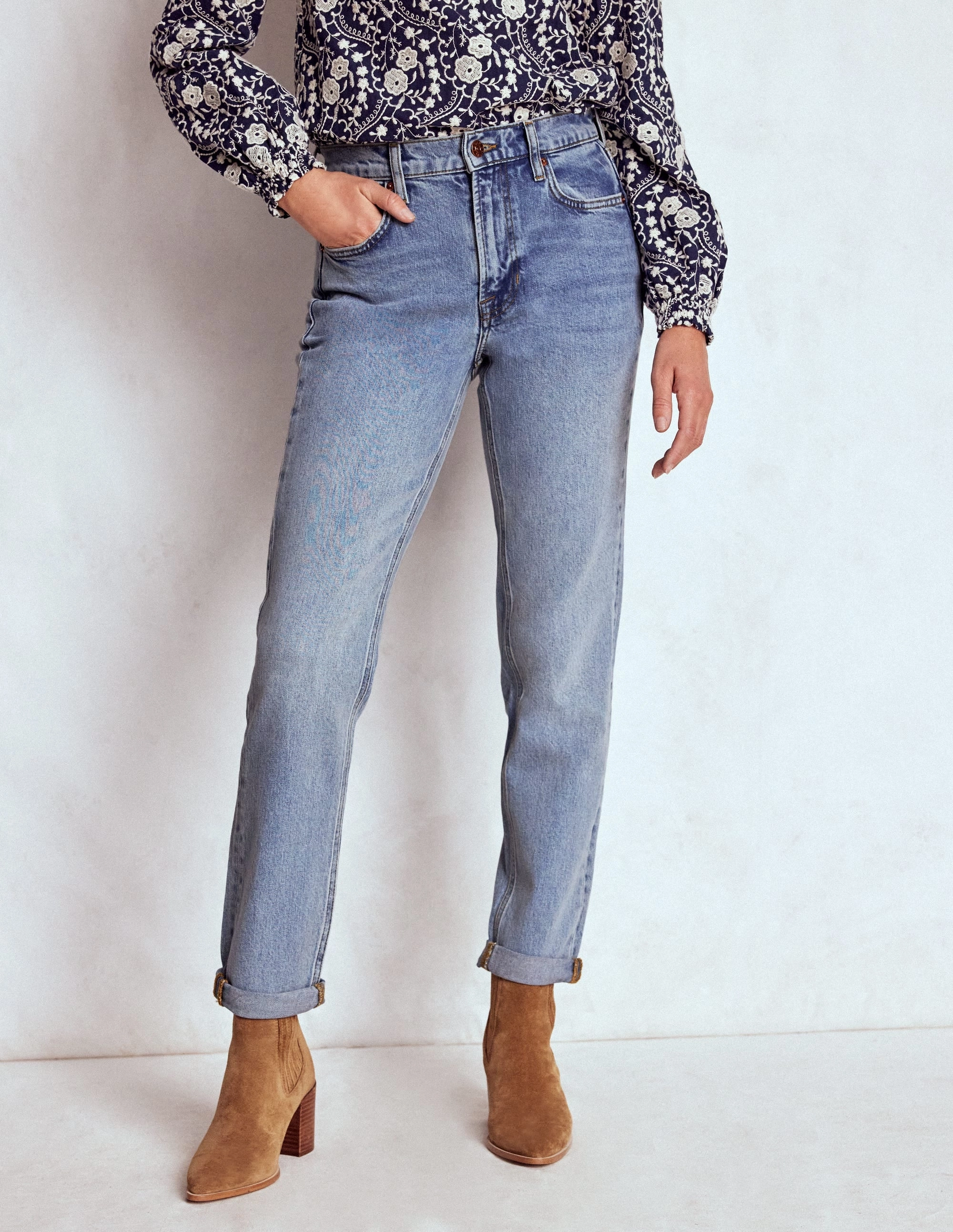 Easy Care Fabric Finish Girlfriend Jeans-Light Vintage