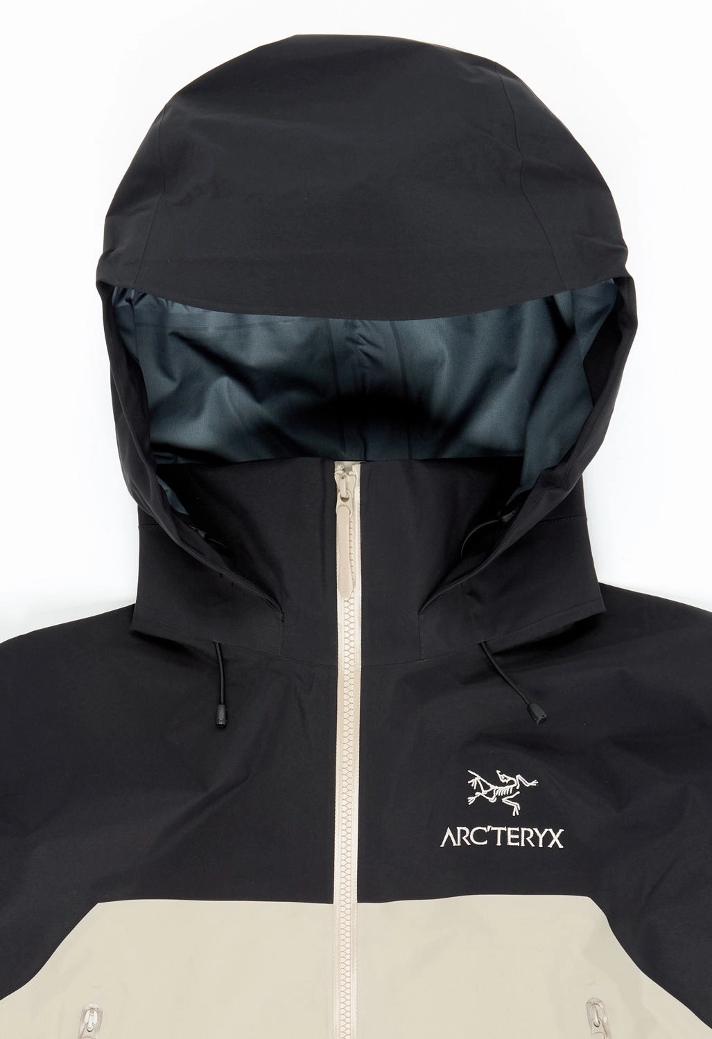 Arc'teryx Men's Beta AR Jacket - Black / Rune Anti Snag Fabric Stylish Chill Piece