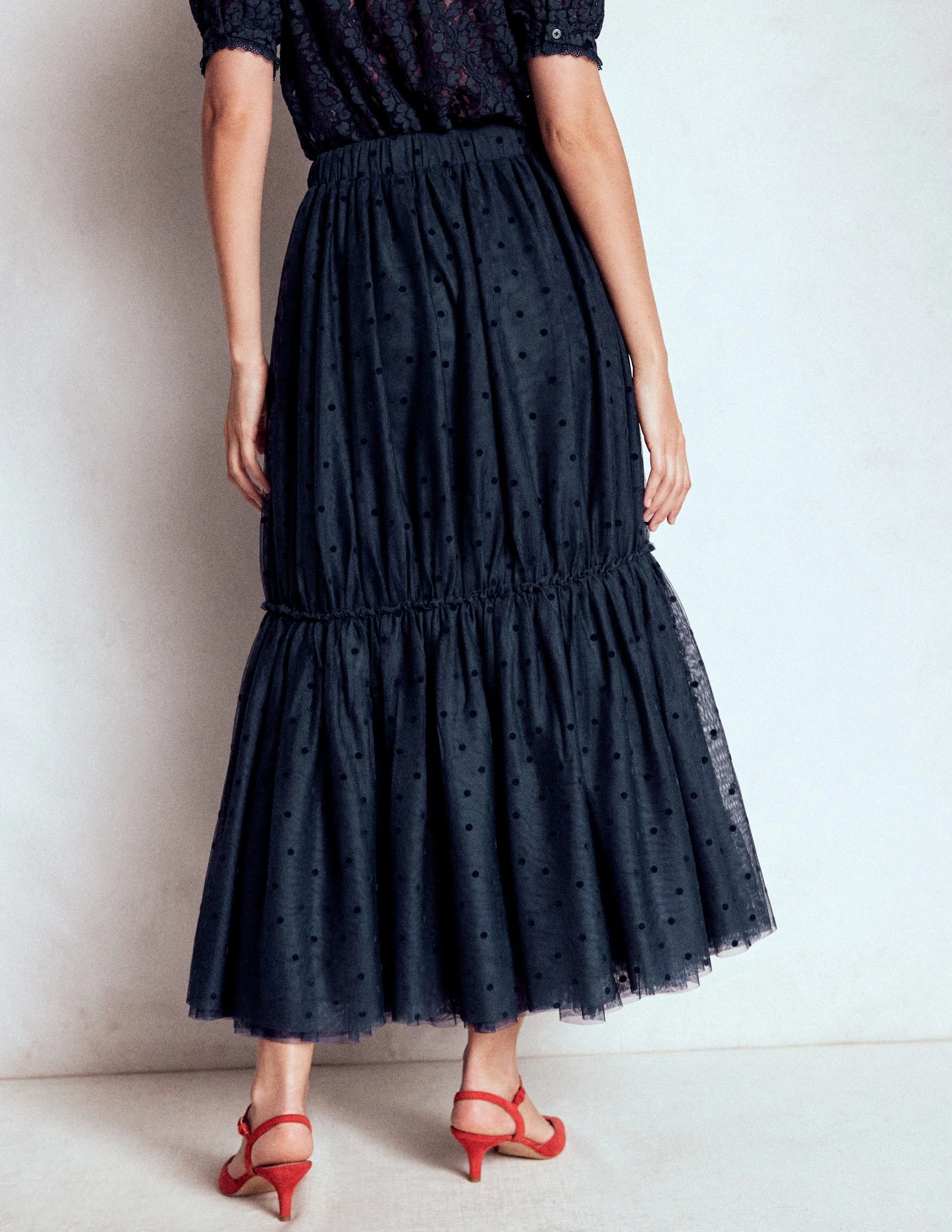 Abstract Motif Everyday Look Anna Tulle Midi Skirt-Navy Flocked Spot