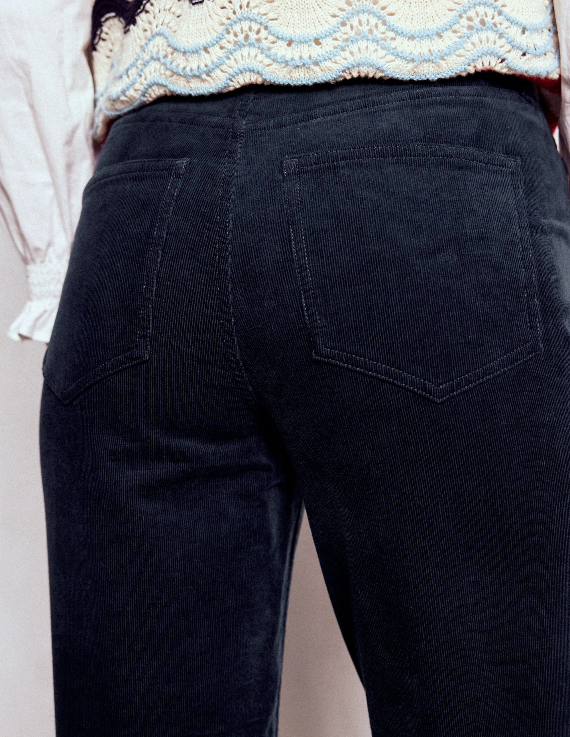 Stylish Cut Stretch Layer Fit High-Waisted Cord Slim Jeans-Navy